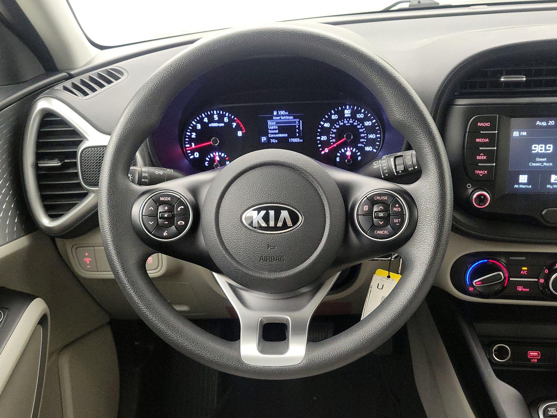 Thumbnail: 2020 Kia Soul - 10