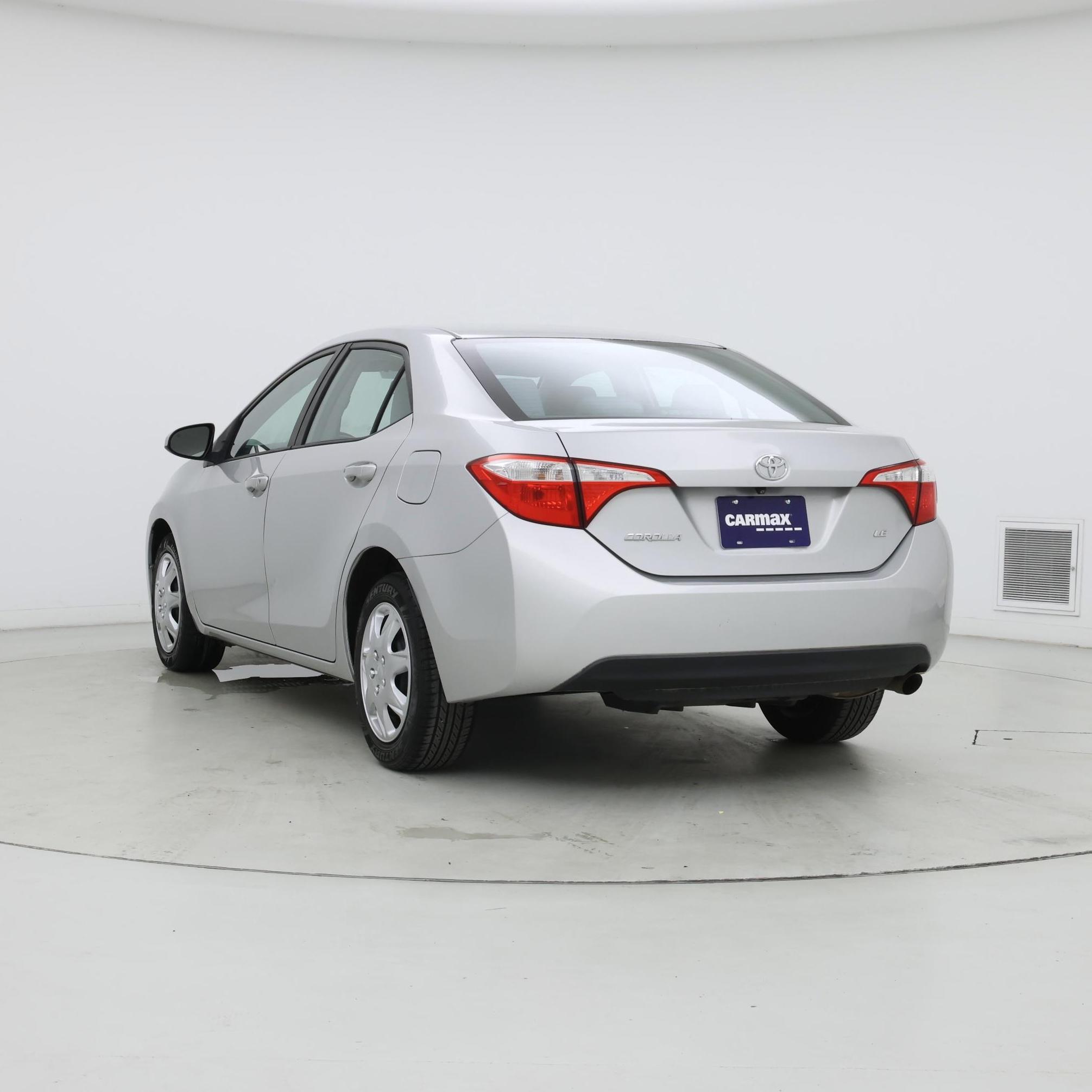Thumbnail: 2015 Toyota Corolla - 2