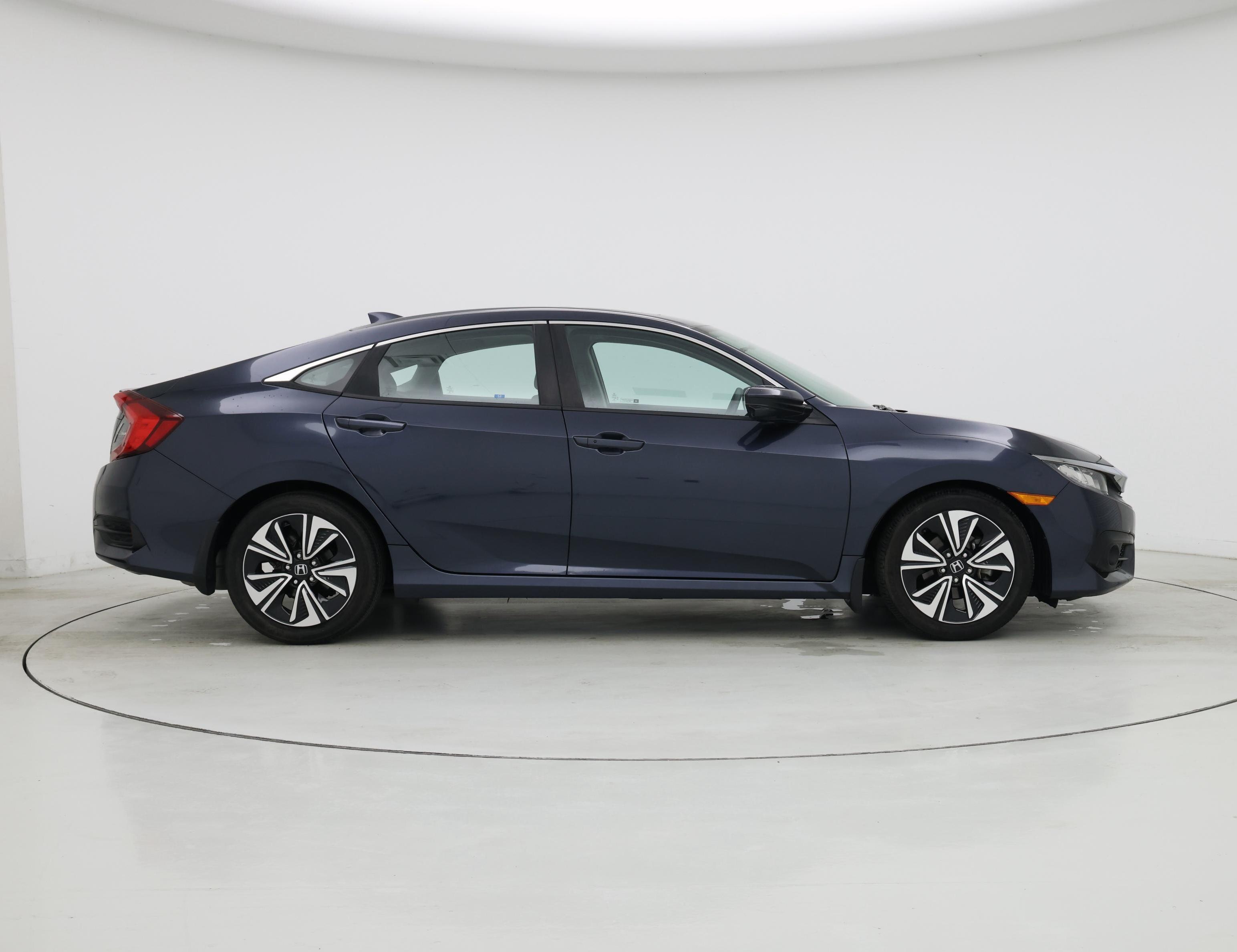 Thumbnail: 2017 Honda Civic - 7