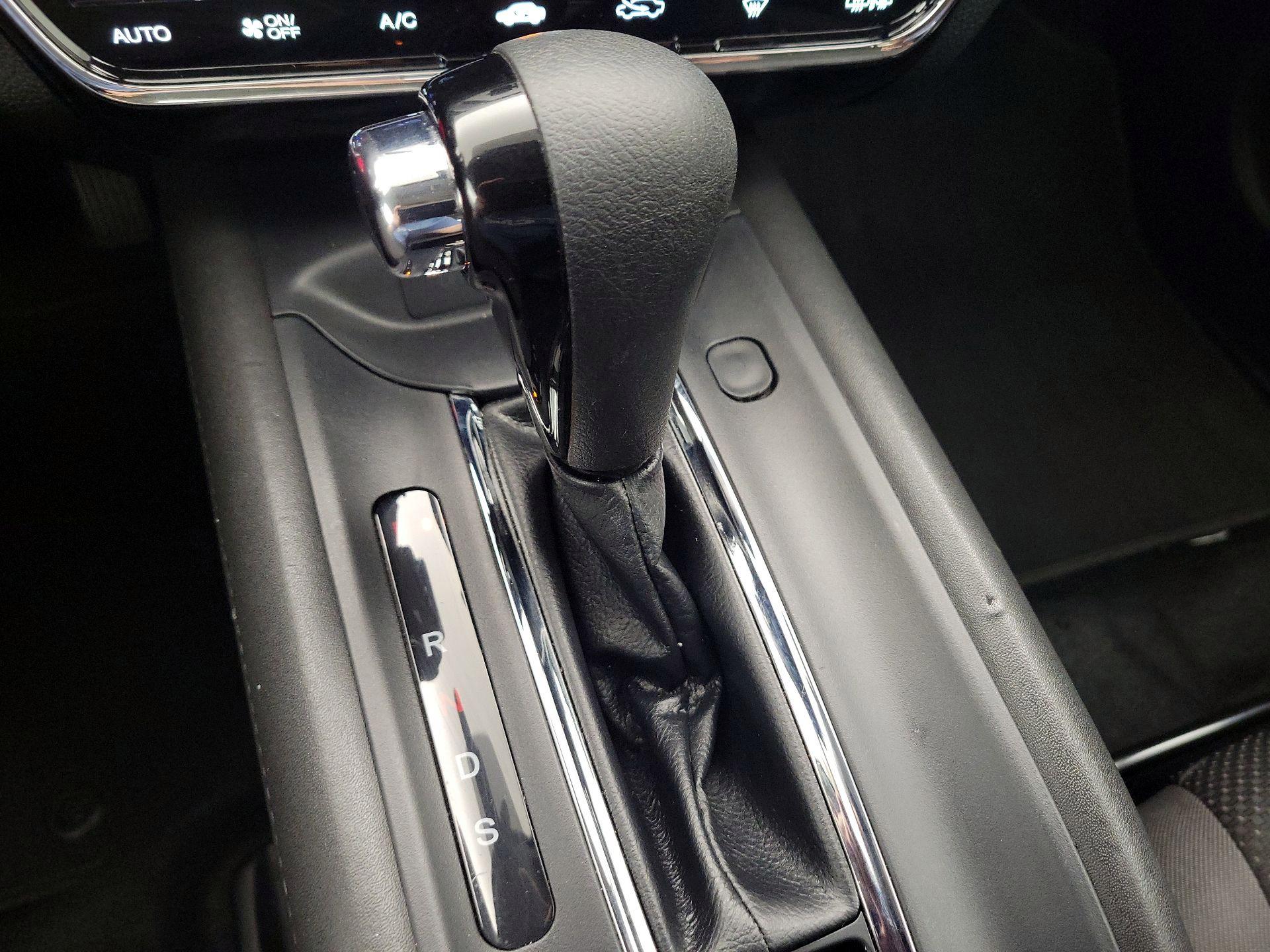 Thumbnail: 2021 Honda HR-V - 17