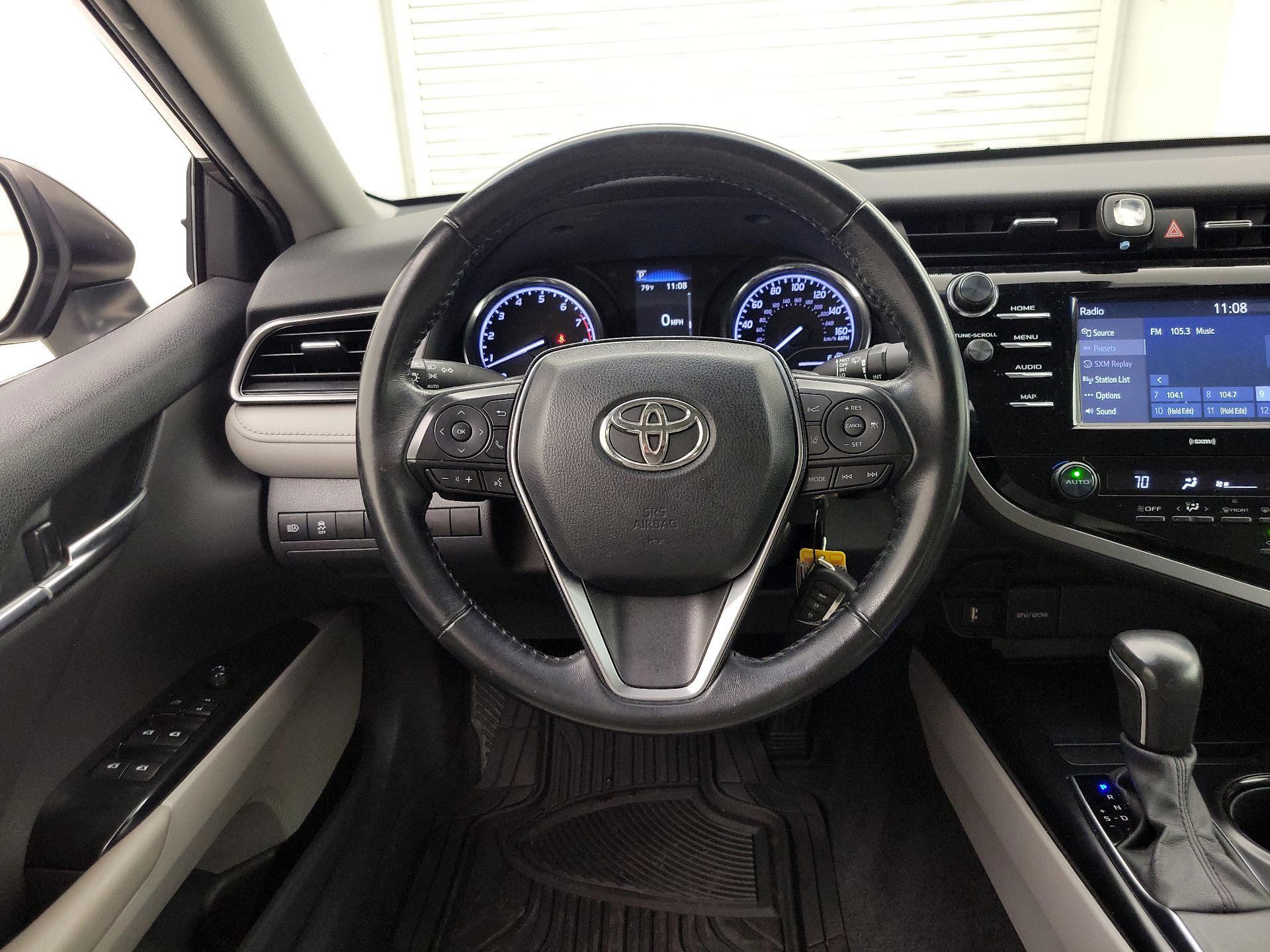 Thumbnail: 2020 Toyota Camry - 10
