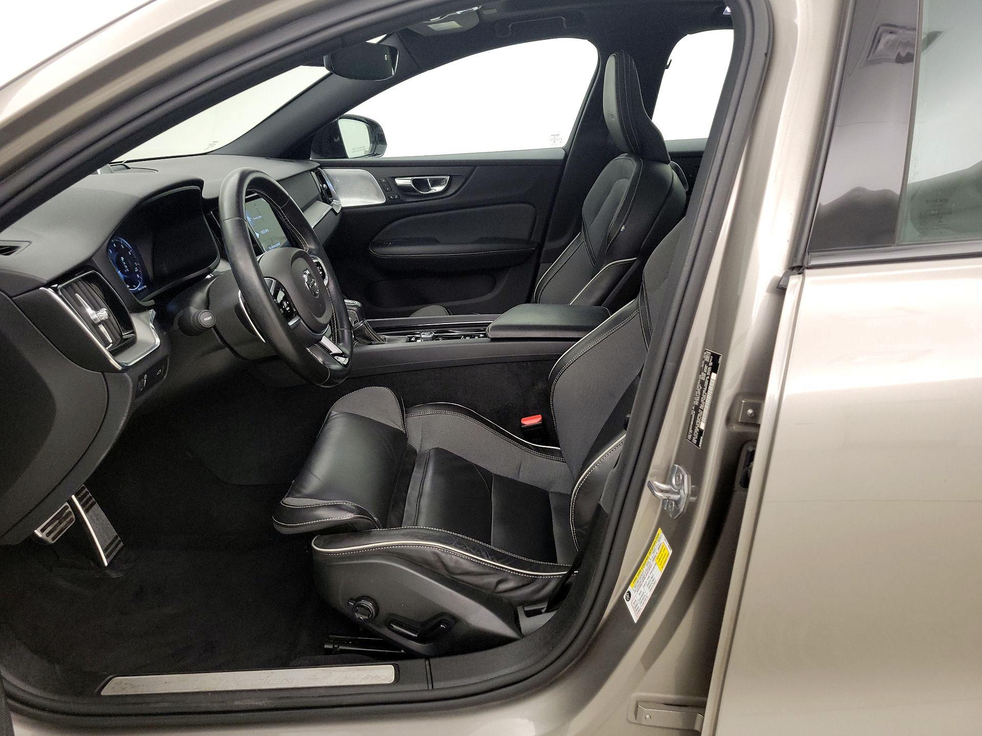 Thumbnail: 2019 Volvo S60 - 11