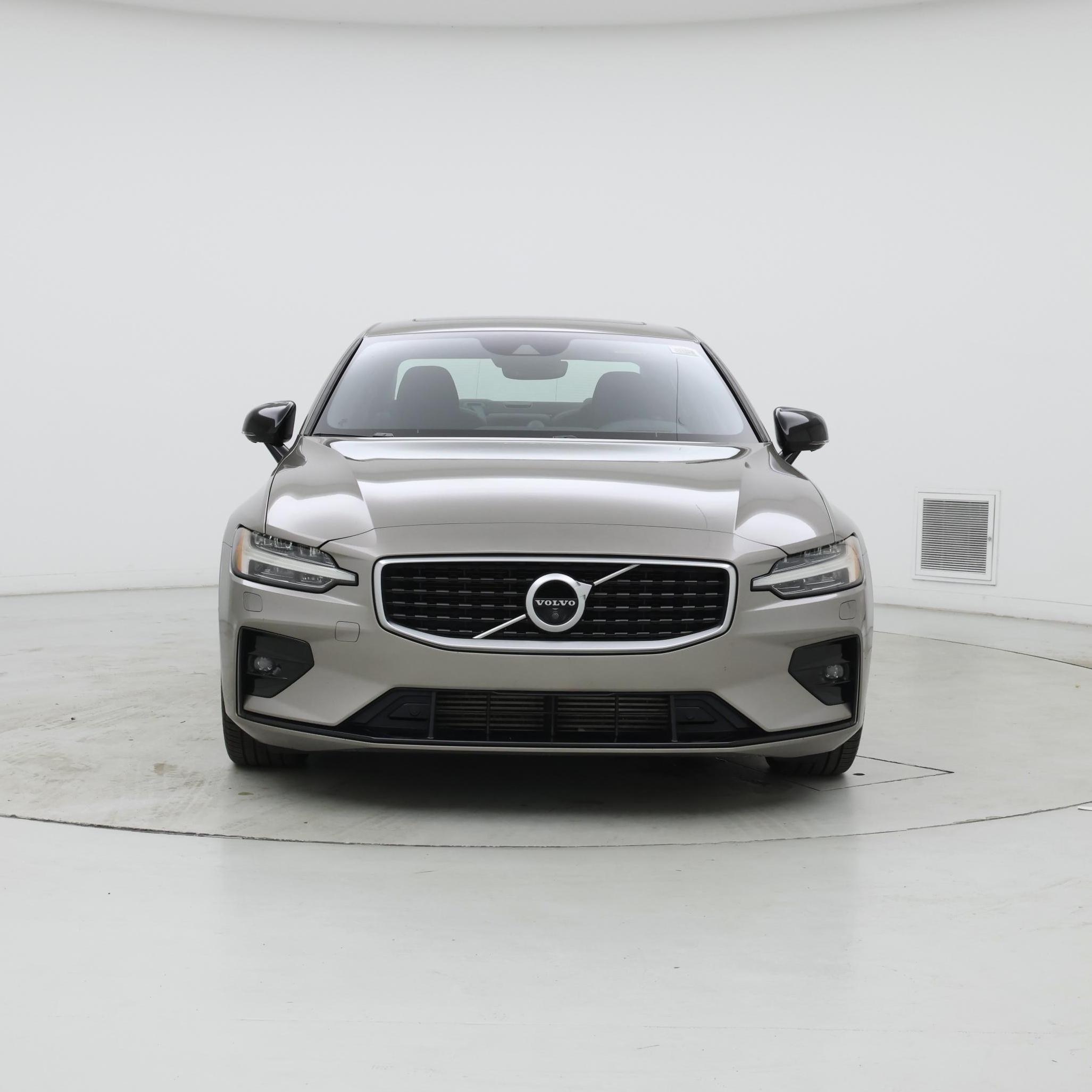 Thumbnail: 2019 Volvo S60 - 5