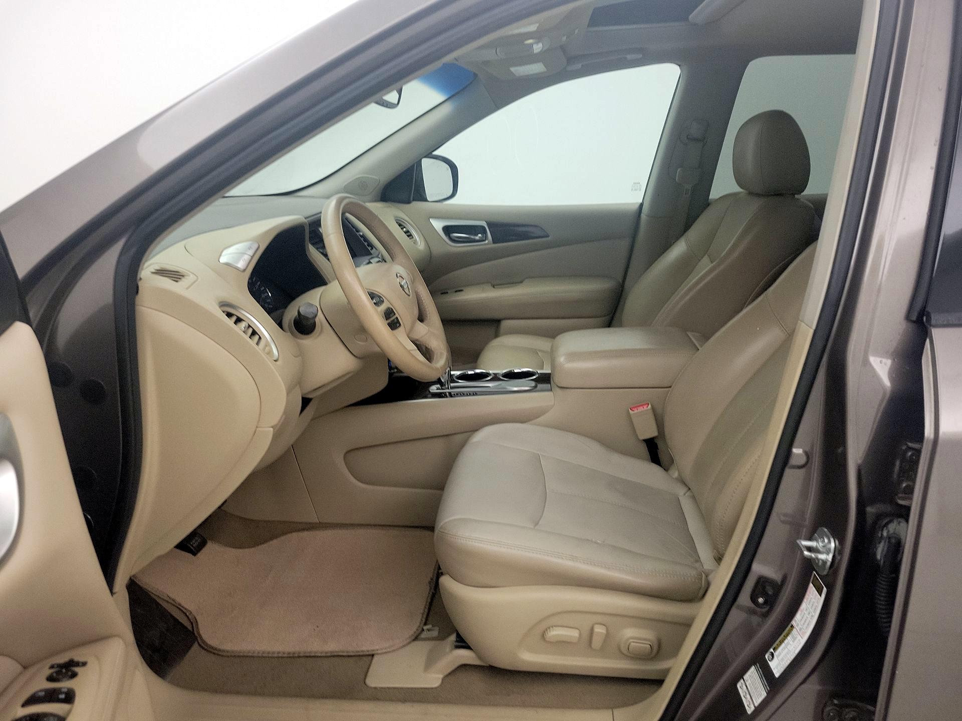 Thumbnail: 2014 Nissan Pathfinder - 11