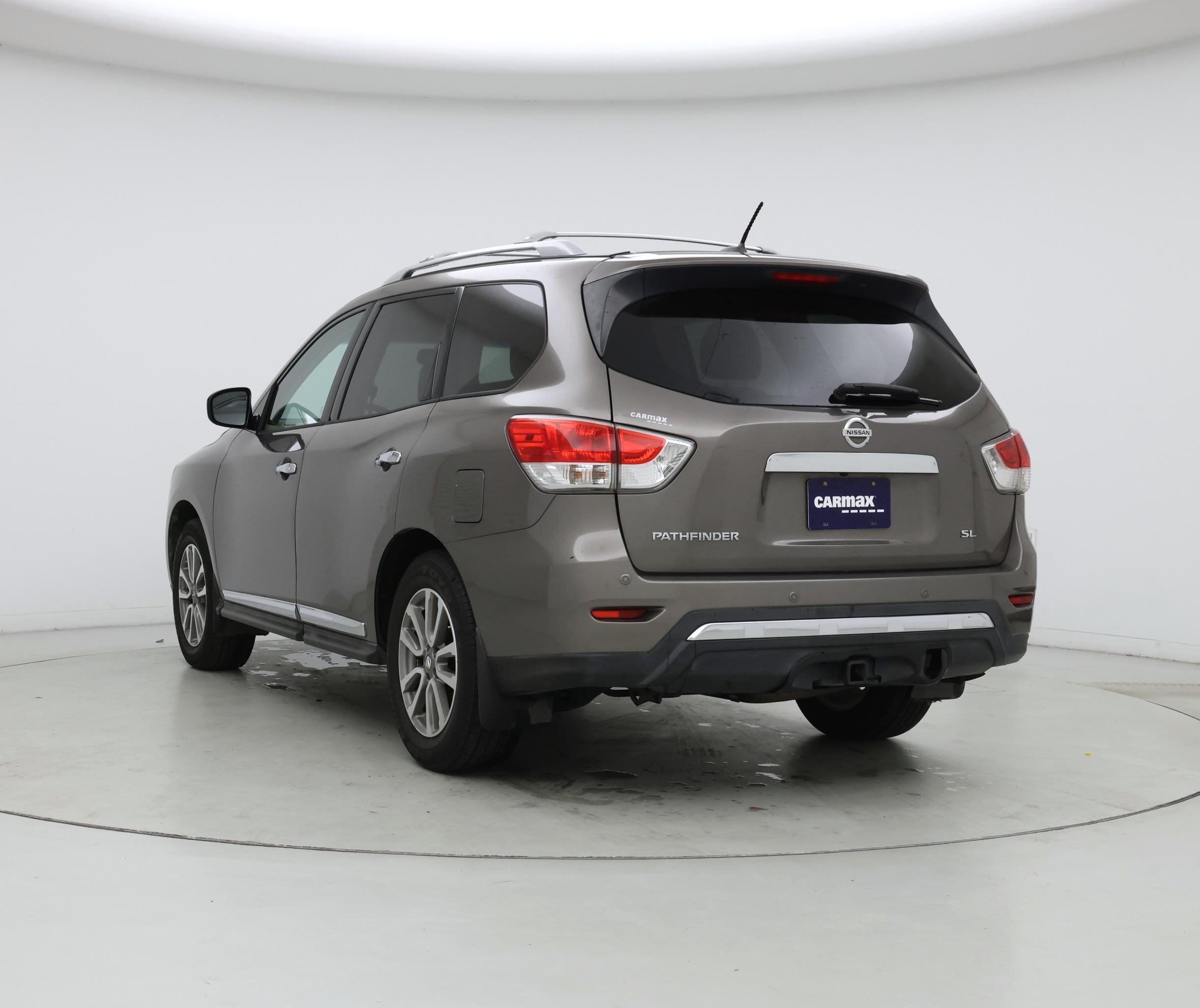 Thumbnail: 2014 Nissan Pathfinder - 2