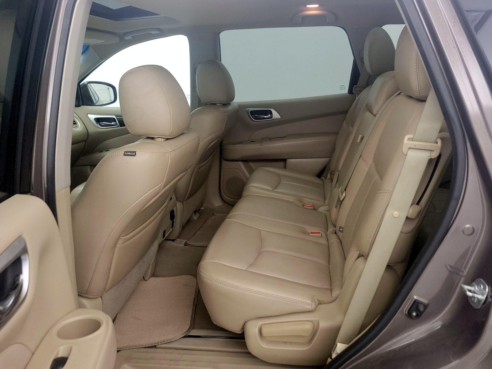 Thumbnail: 2014 Nissan Pathfinder - 20