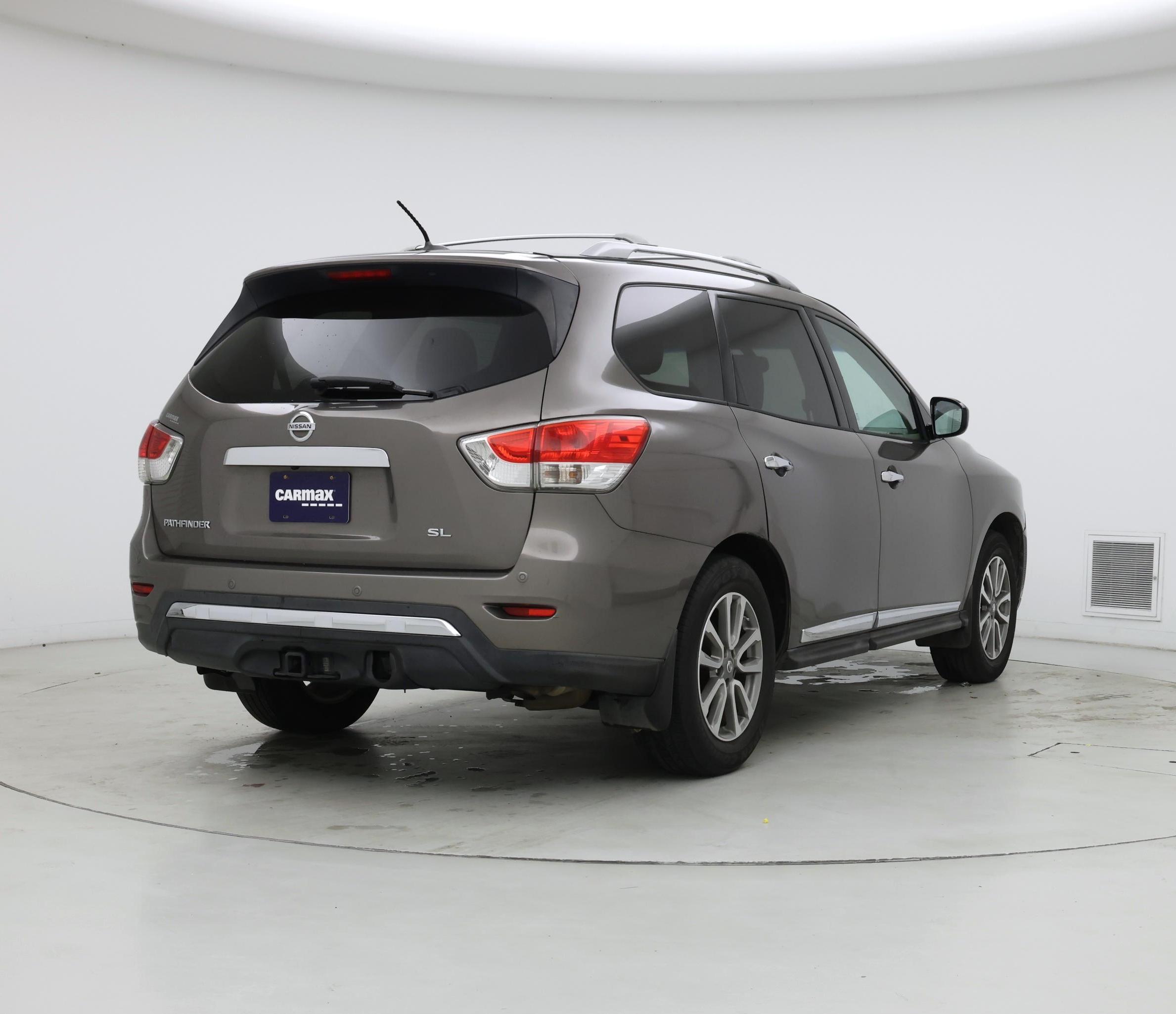 Thumbnail: 2014 Nissan Pathfinder - 8