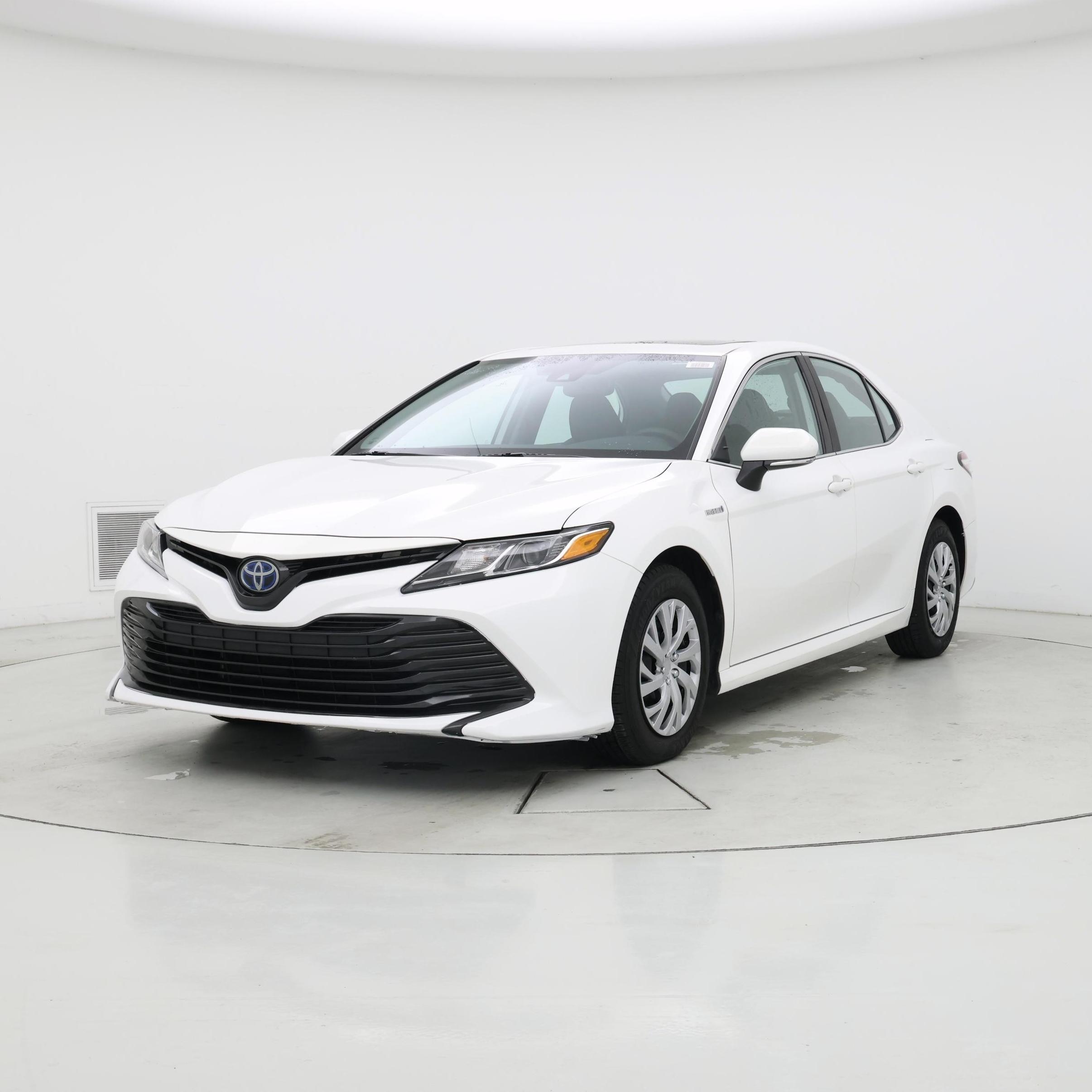Thumbnail: 2019 Toyota Camry - 4