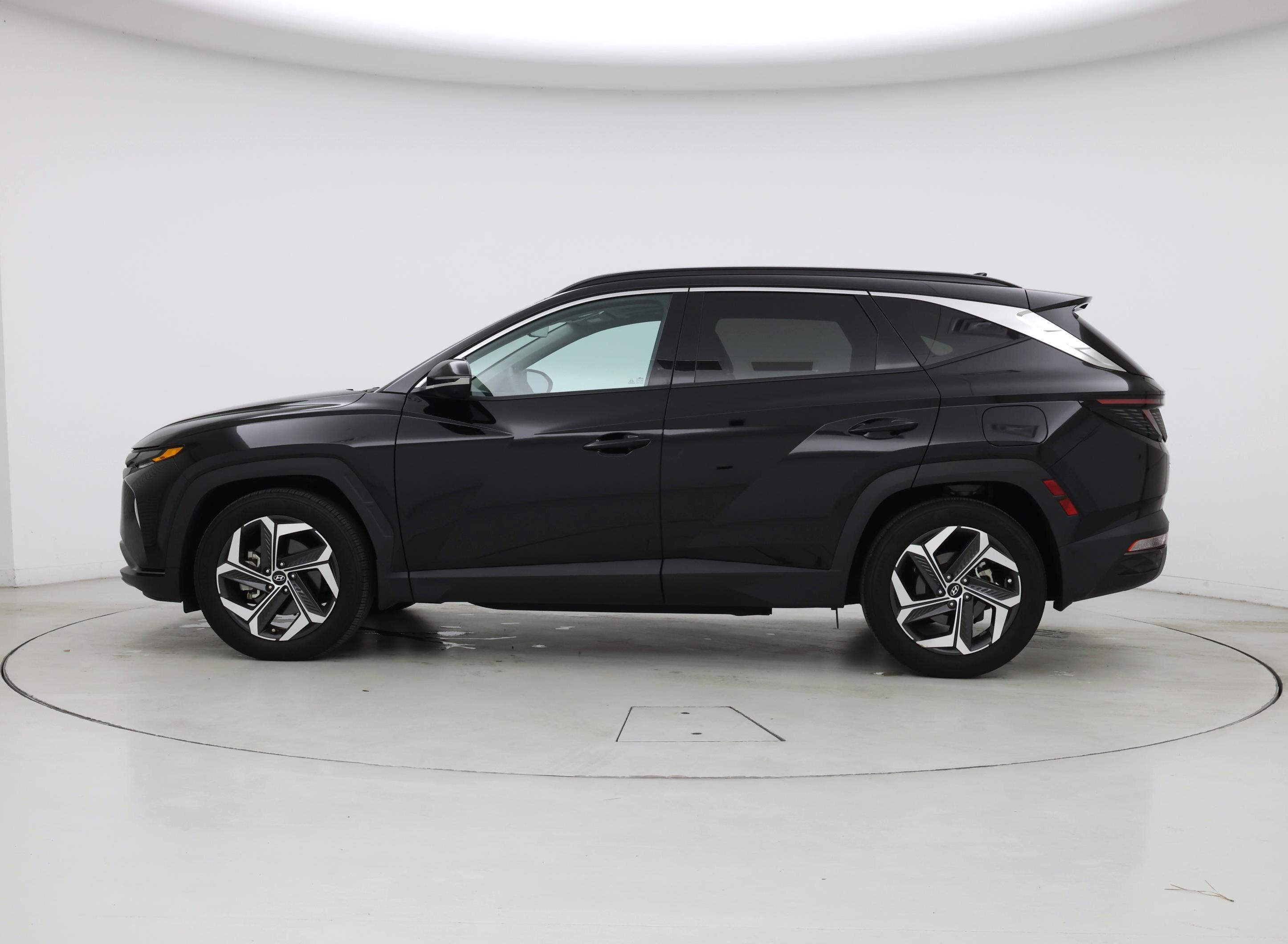 Thumbnail: 2022 Hyundai Tucson - 3