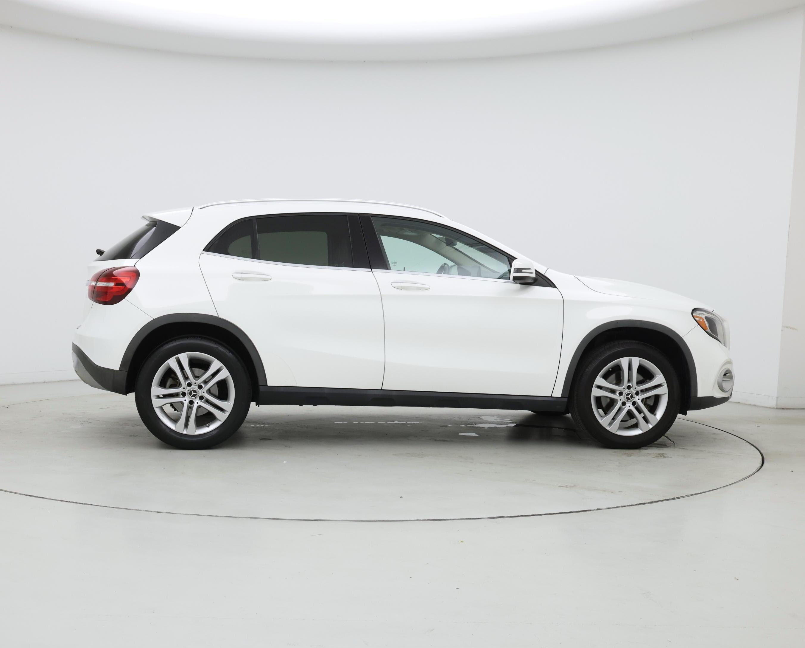 Thumbnail: 2019 Mercedes-Benz GLA - 7