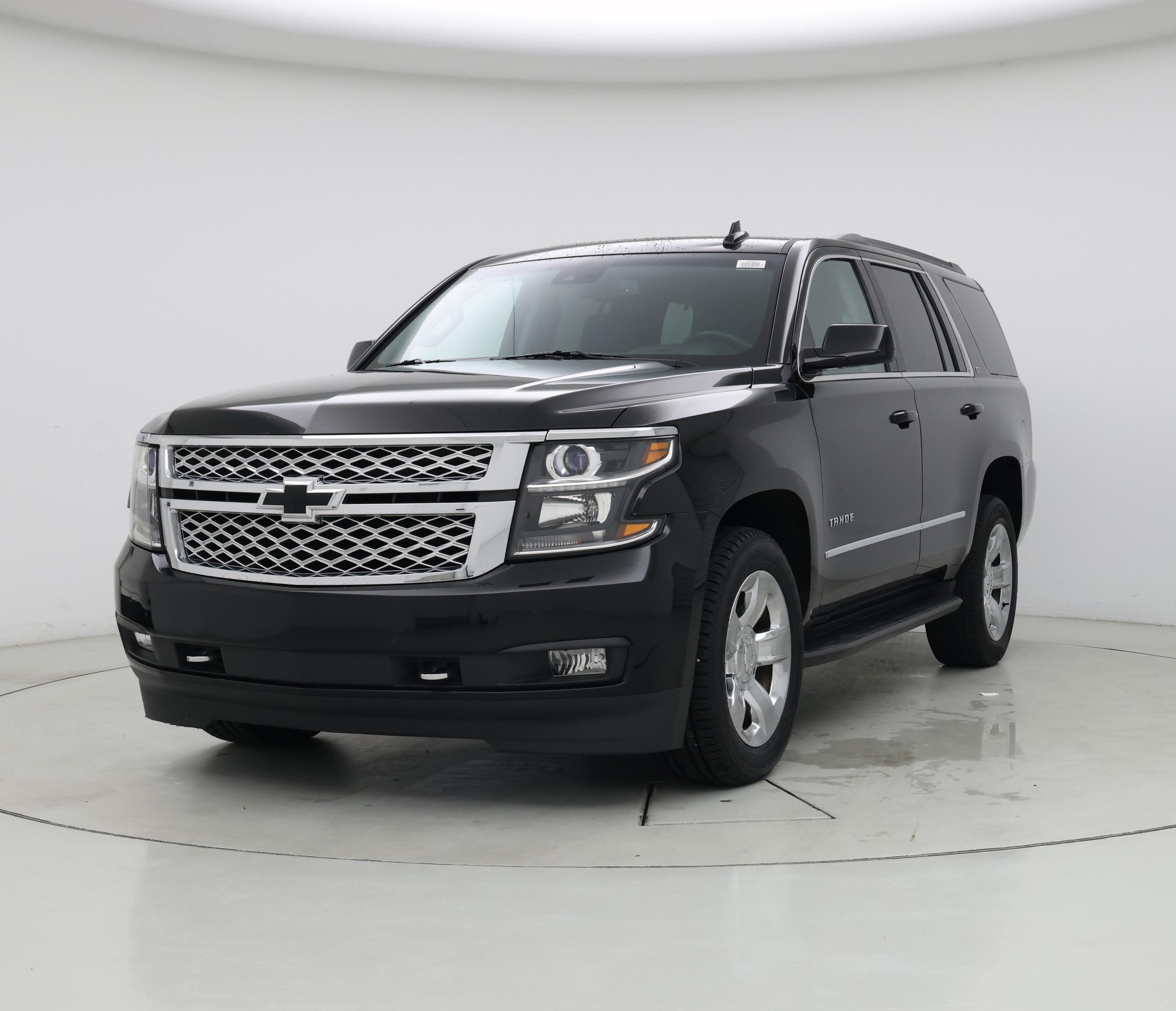 Thumbnail: 2017 Chevrolet Tahoe - 4