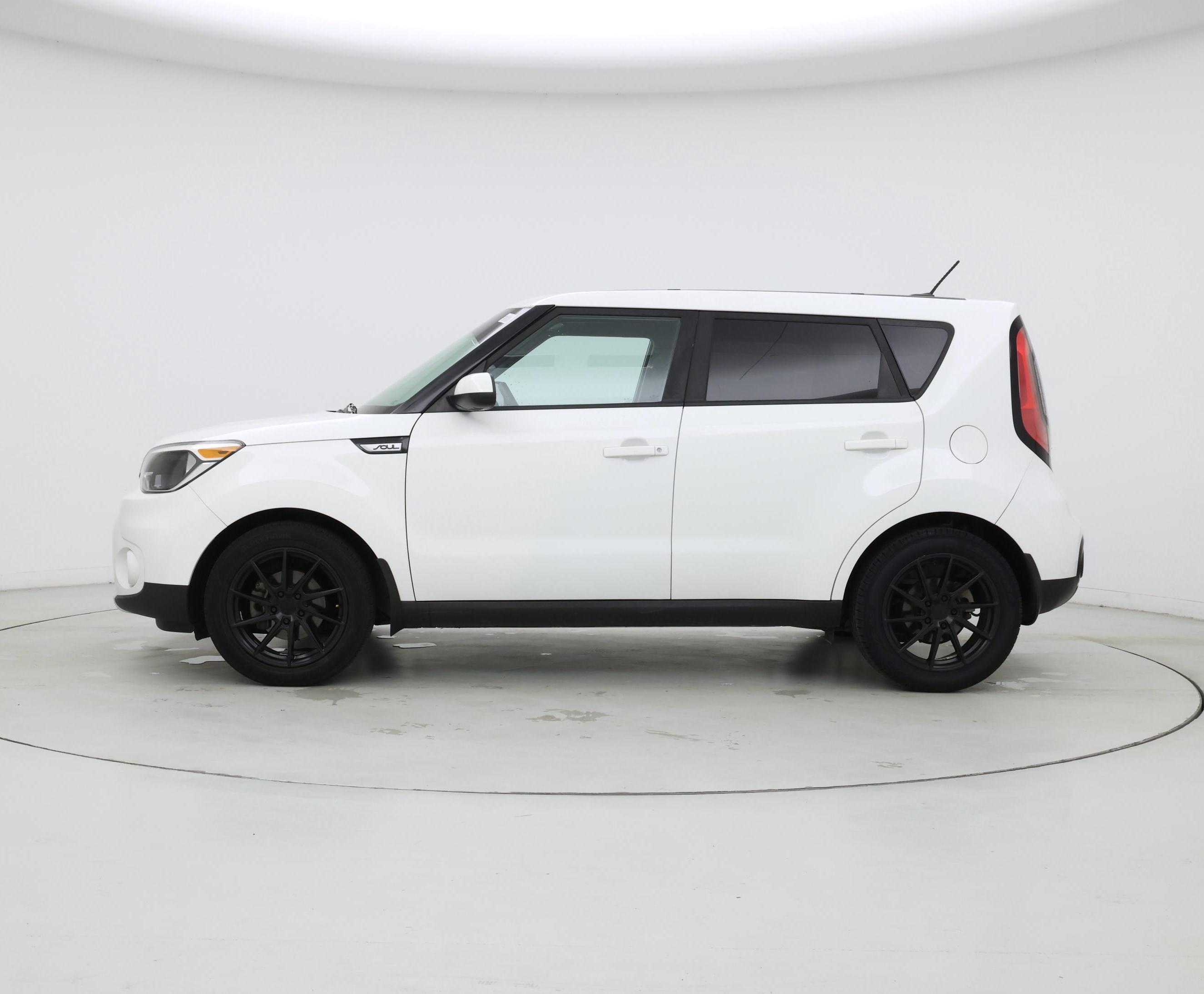 Thumbnail: 2017 Kia Soul - 3