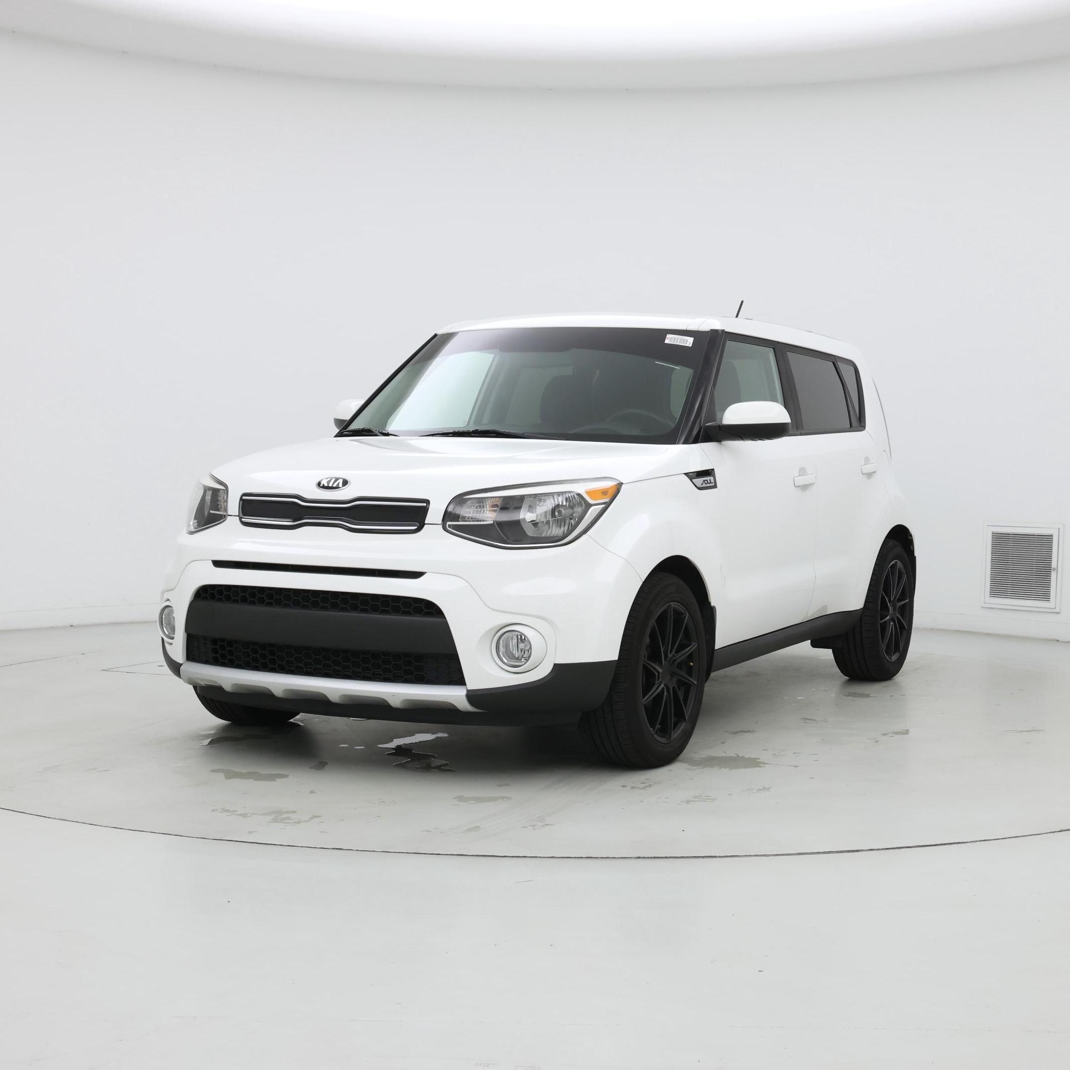 Thumbnail: 2017 Kia Soul - 4