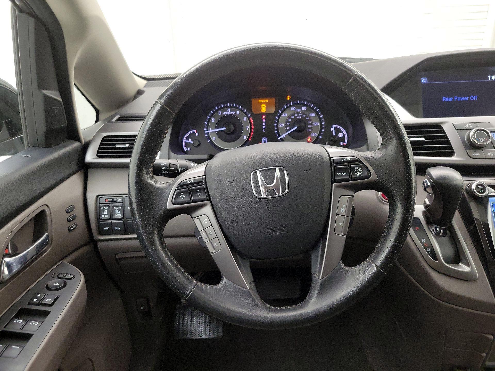 Thumbnail: 2014 Honda Odyssey - 10