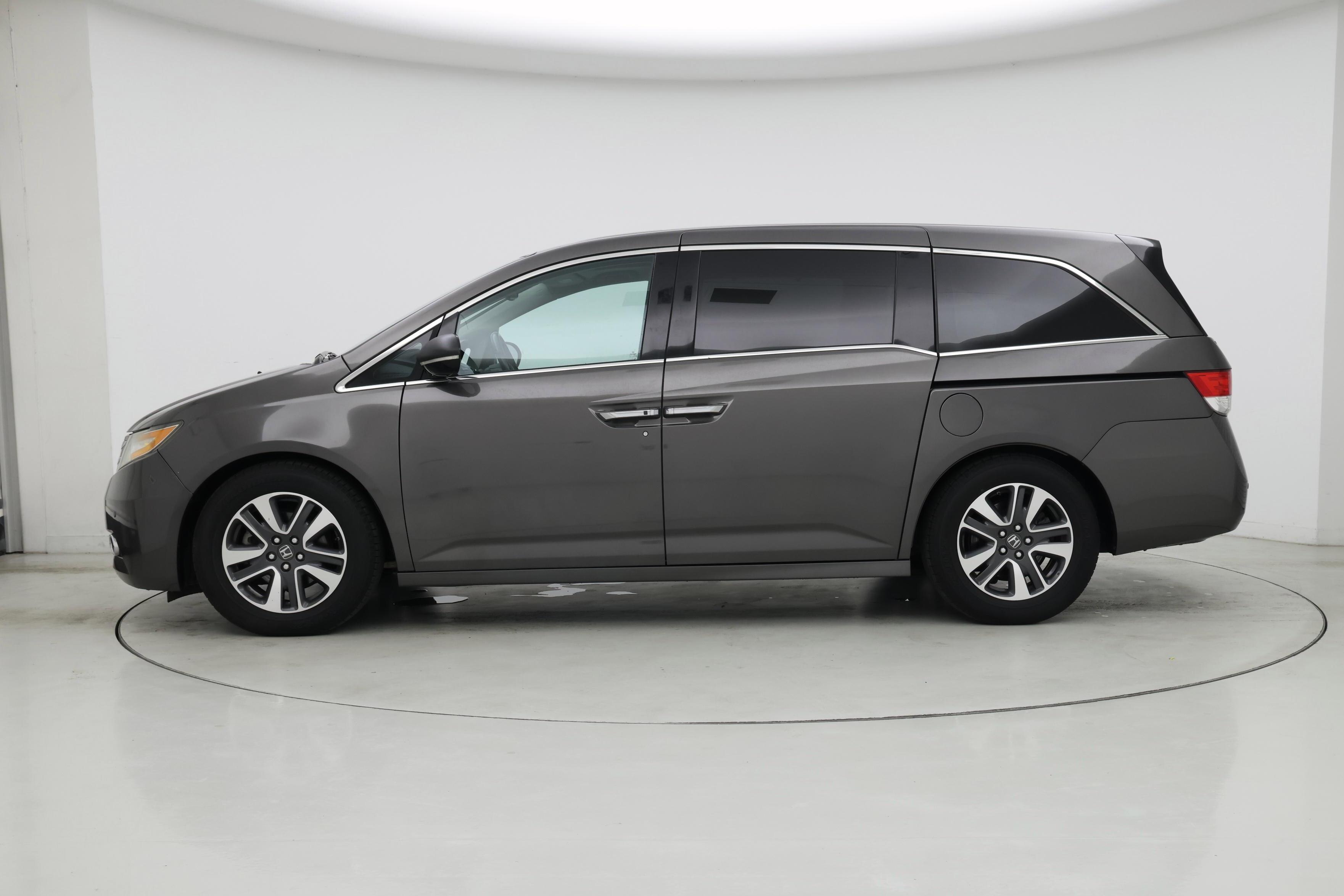 Thumbnail: 2014 Honda Odyssey - 3