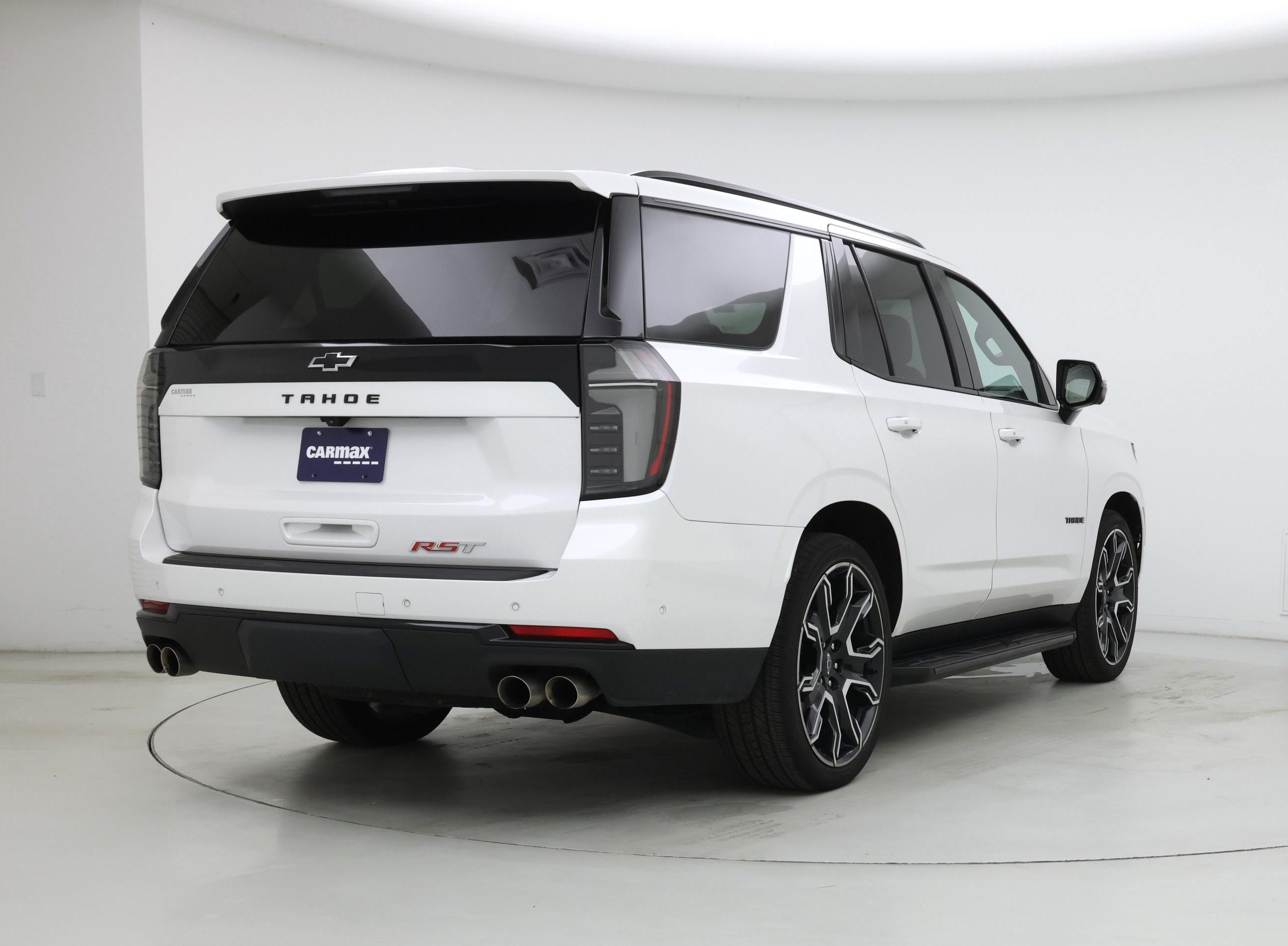 Thumbnail: 2025 Chevrolet Tahoe - 8