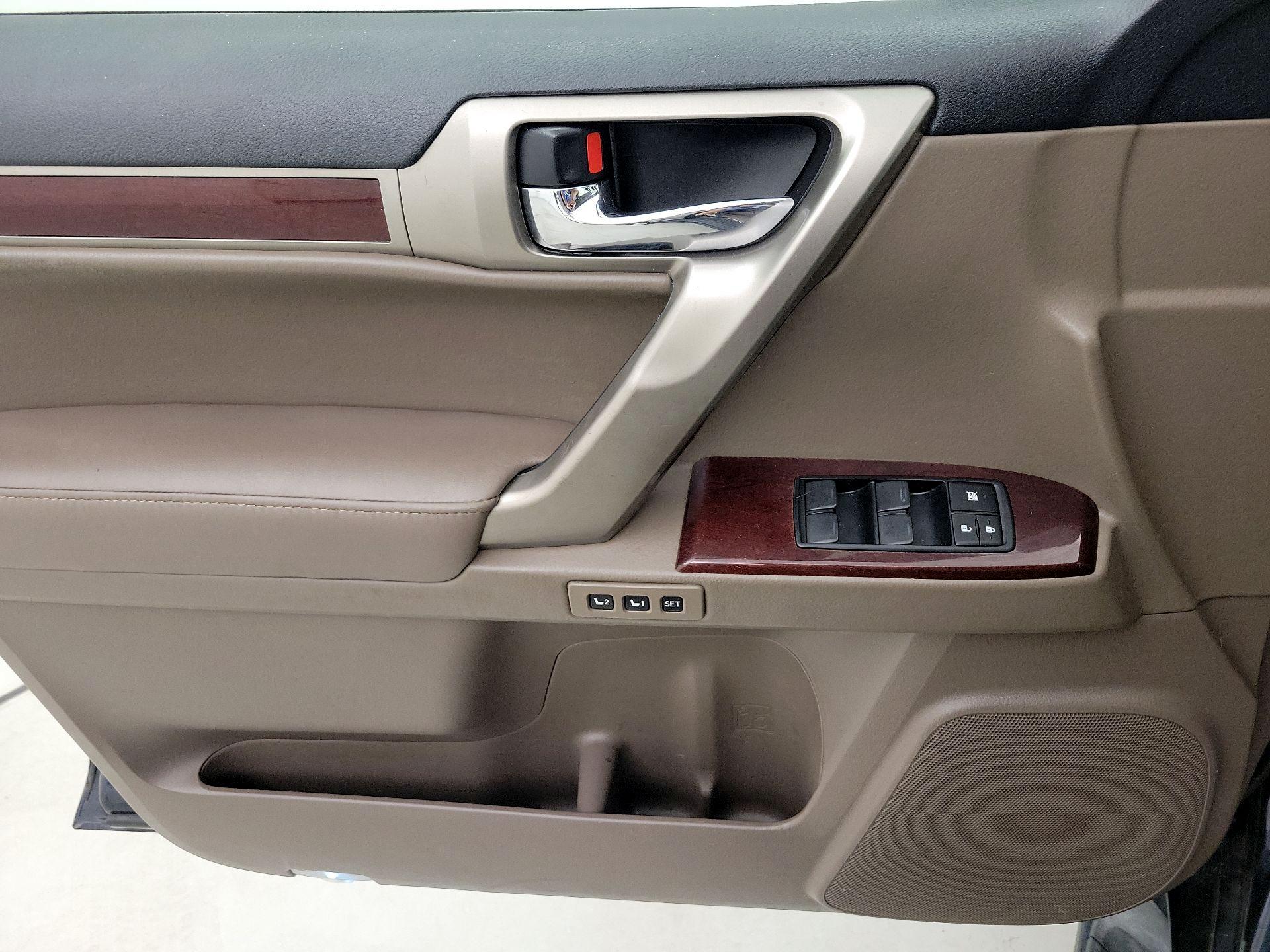 Thumbnail: 2018 Lexus GX - 12