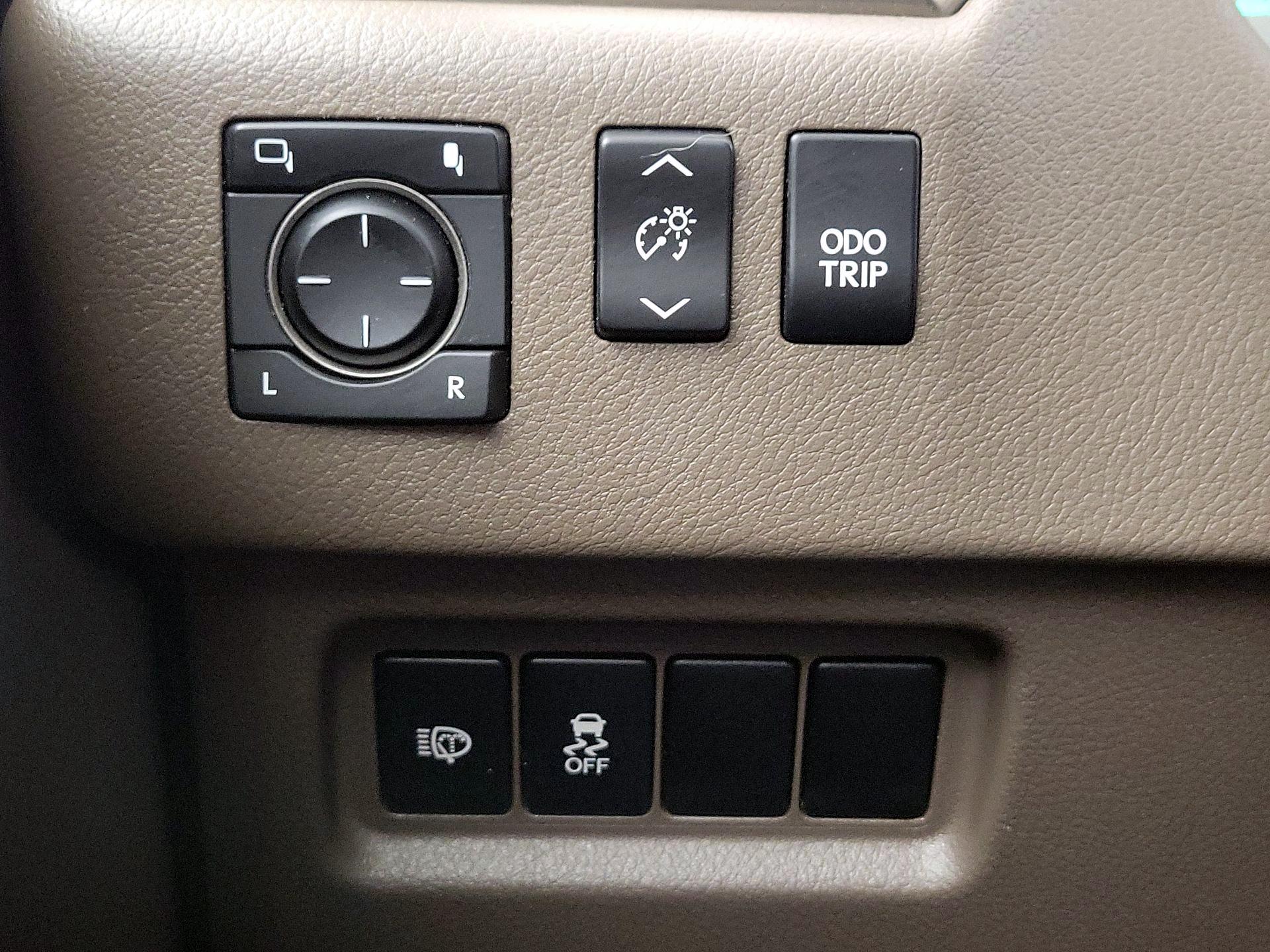 Thumbnail: 2018 Lexus GX - 13