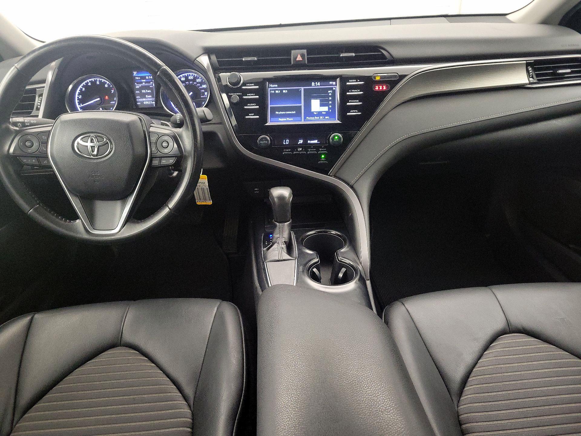 Thumbnail: 2019 Toyota Camry - 9
