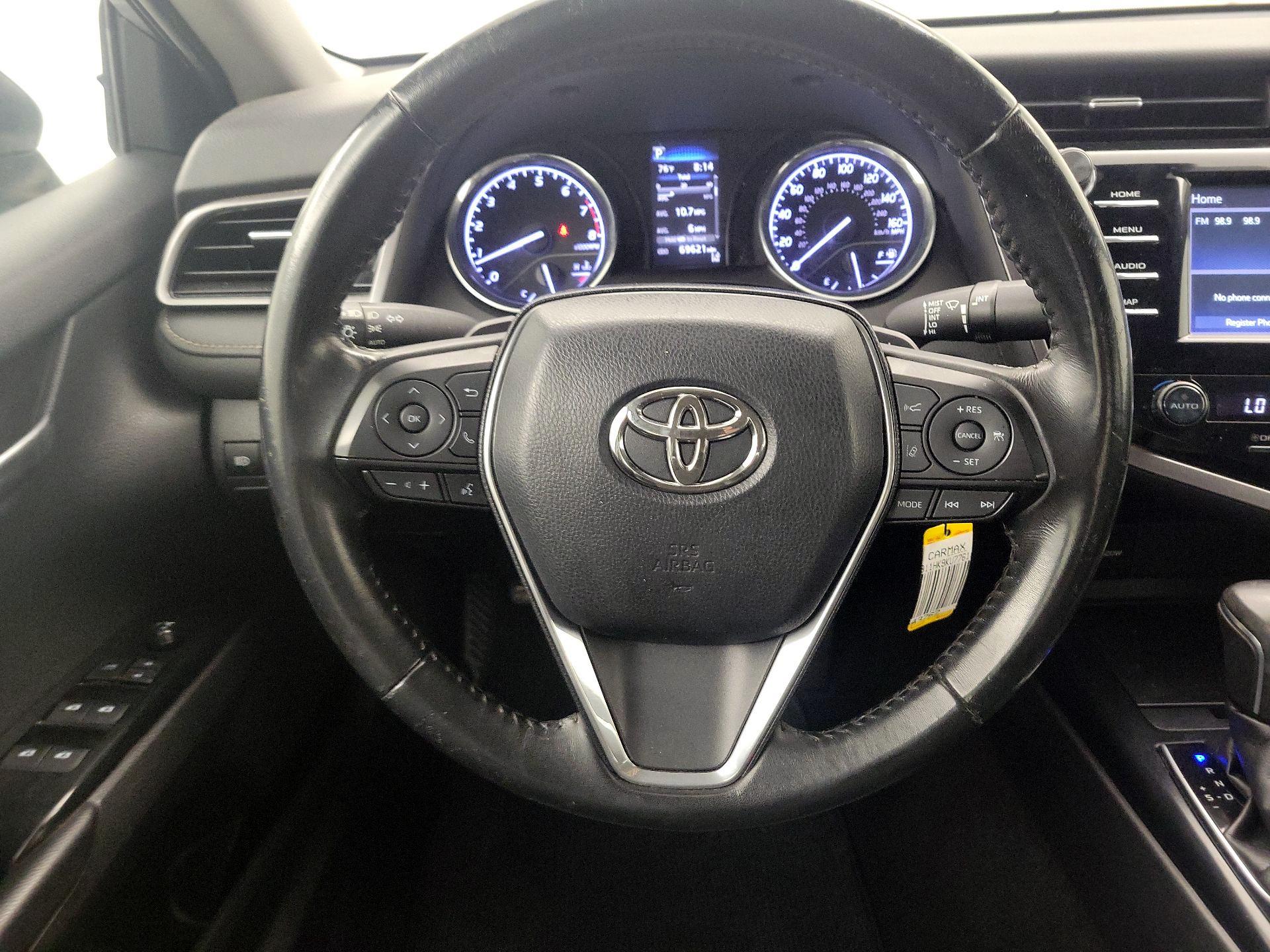 Thumbnail: 2019 Toyota Camry - 10
