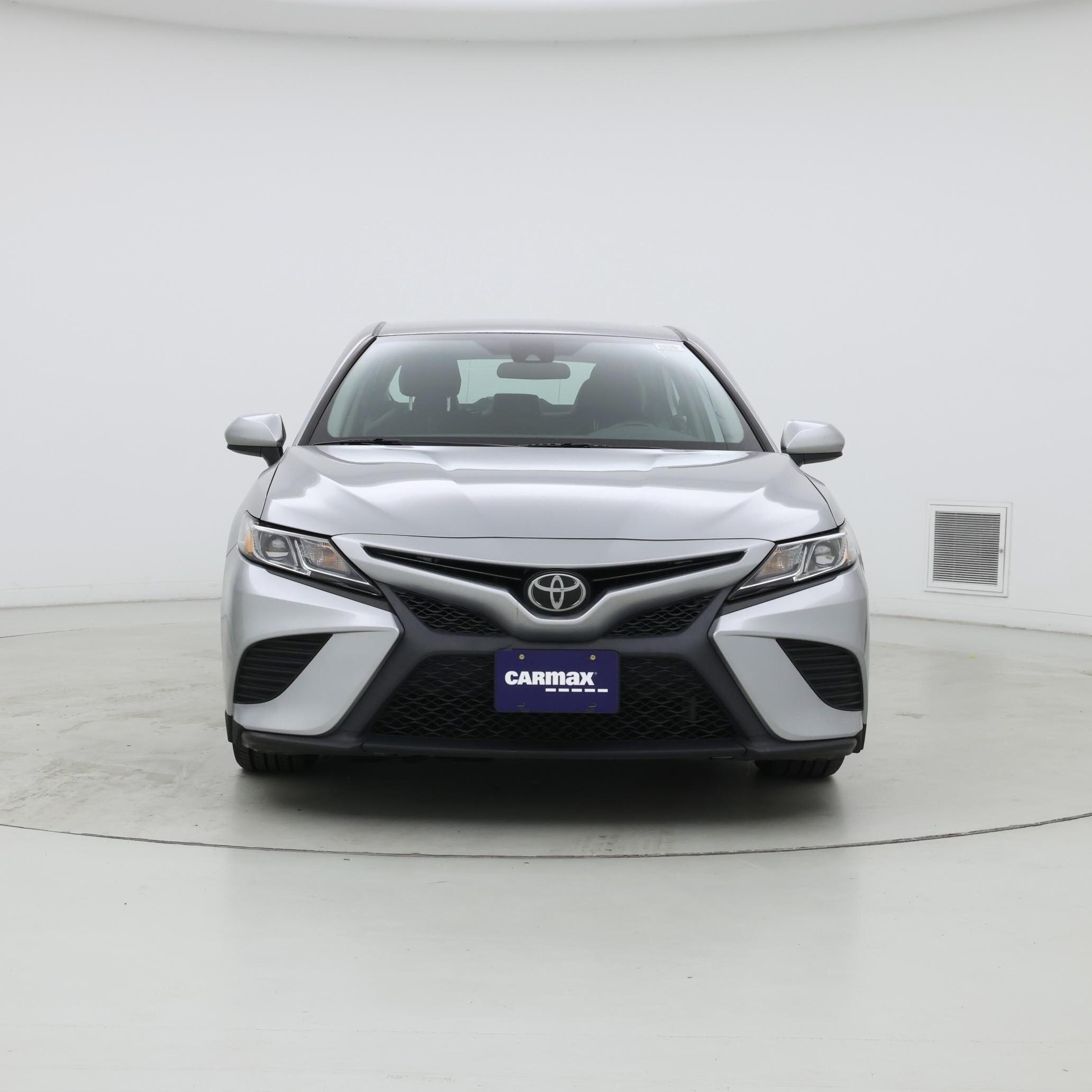 Thumbnail: 2019 Toyota Camry - 5