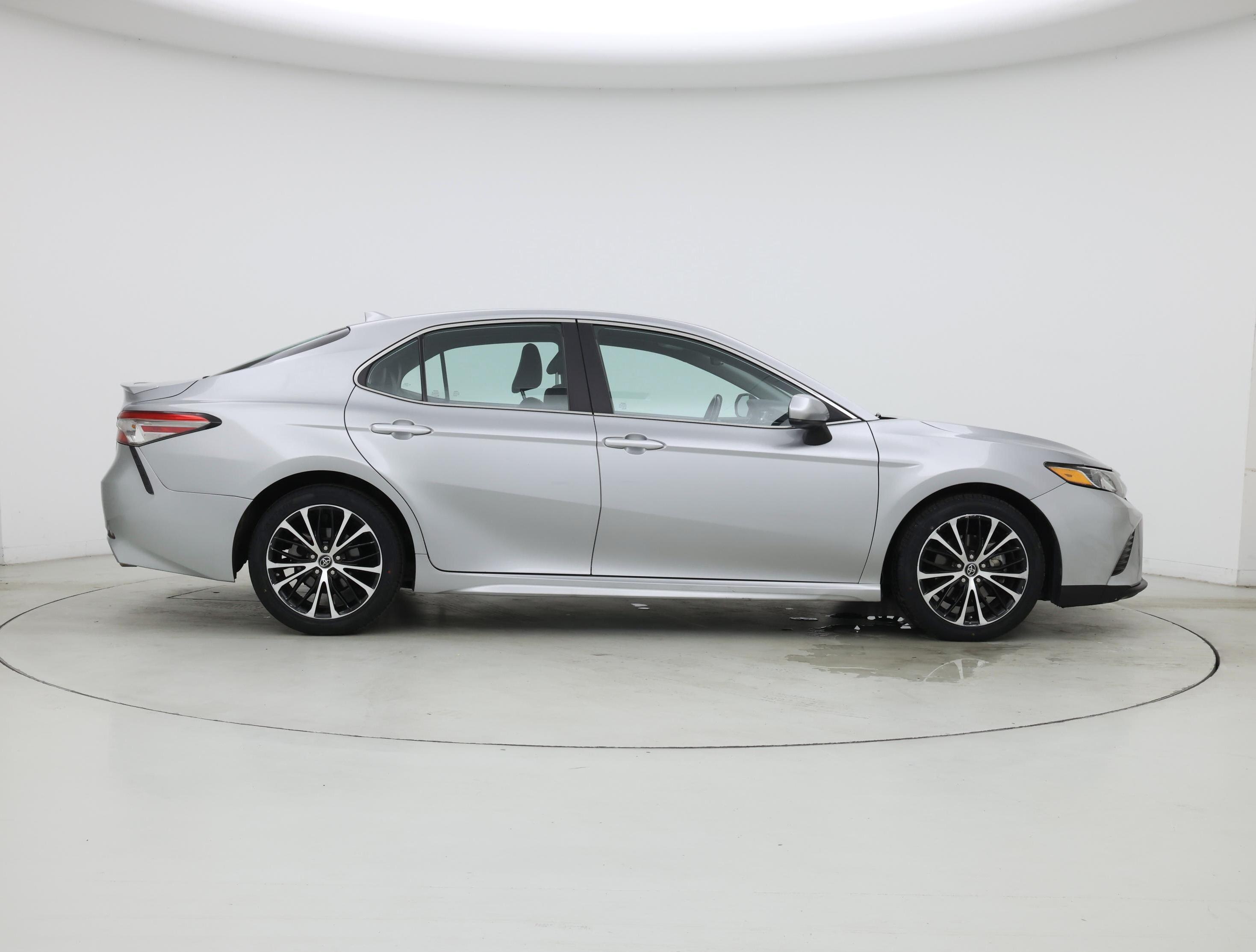 Thumbnail: 2019 Toyota Camry - 7