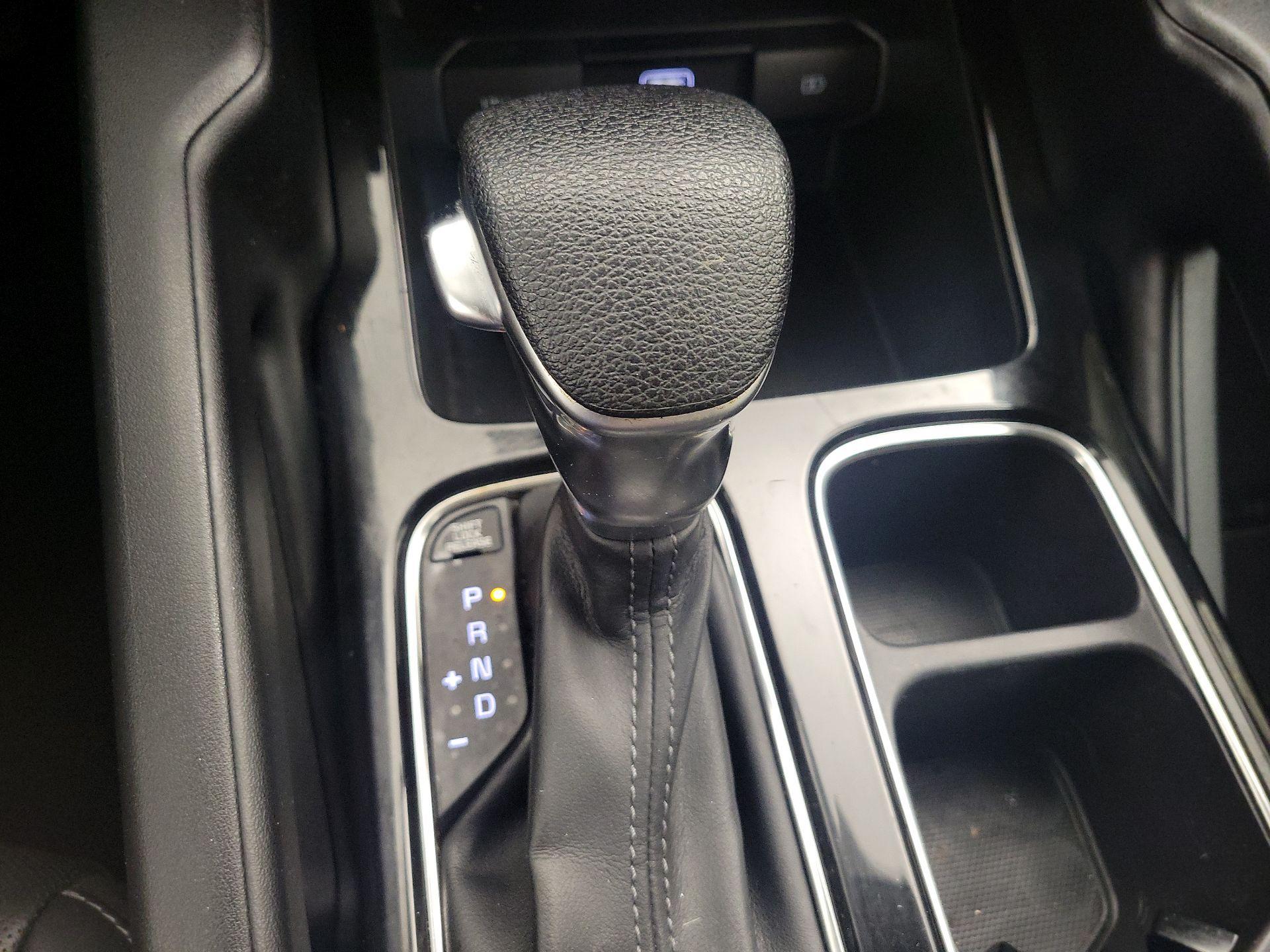 Thumbnail: 2020 Kia Telluride - 17