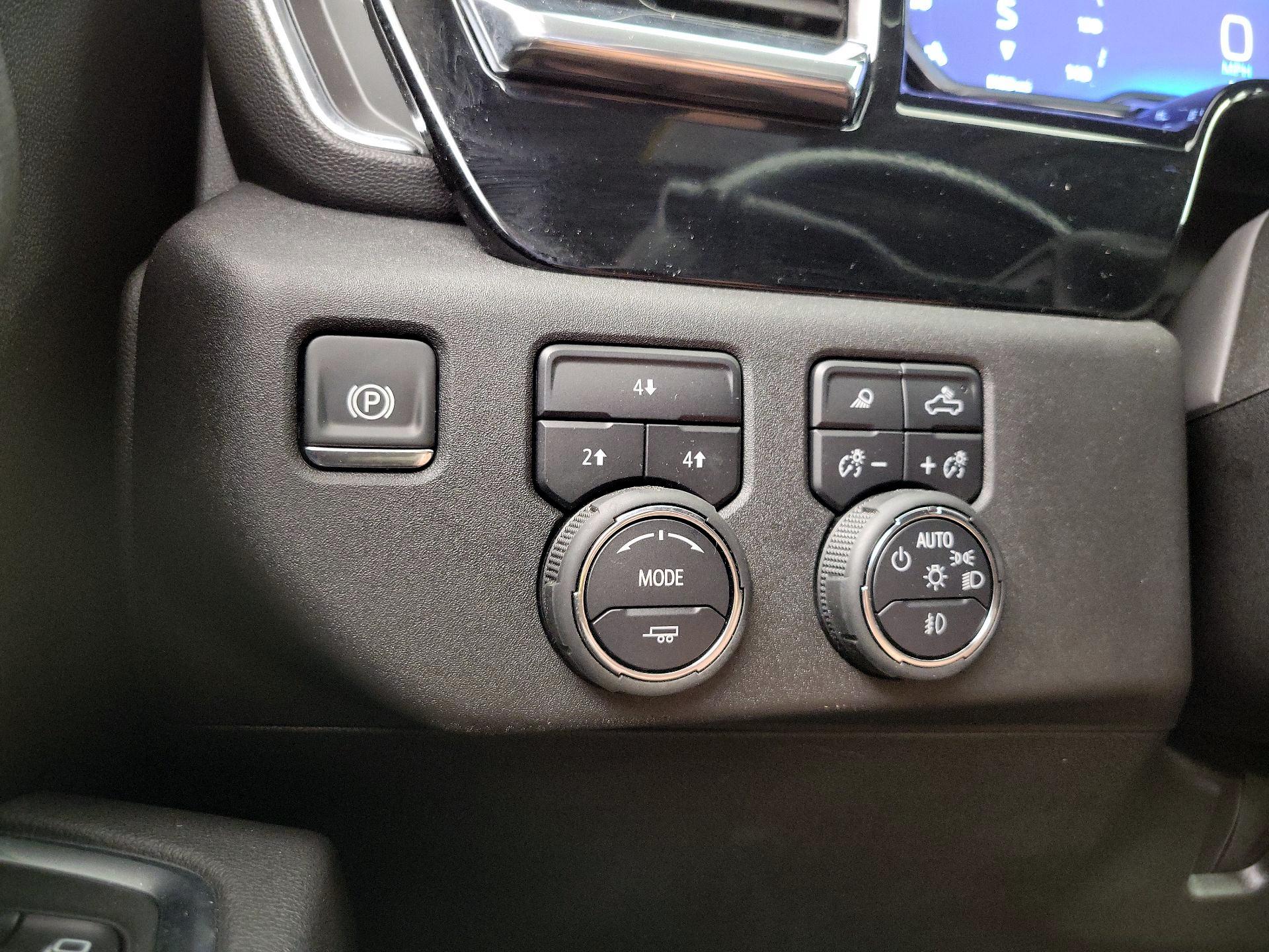 Thumbnail: 2025 Chevrolet Silverado 2500 - 13