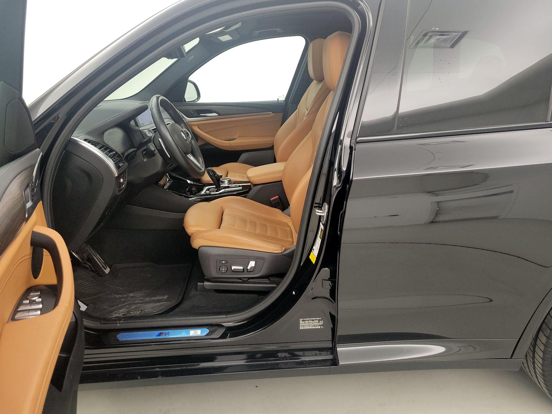 Thumbnail: 2021 BMW X3 - 11