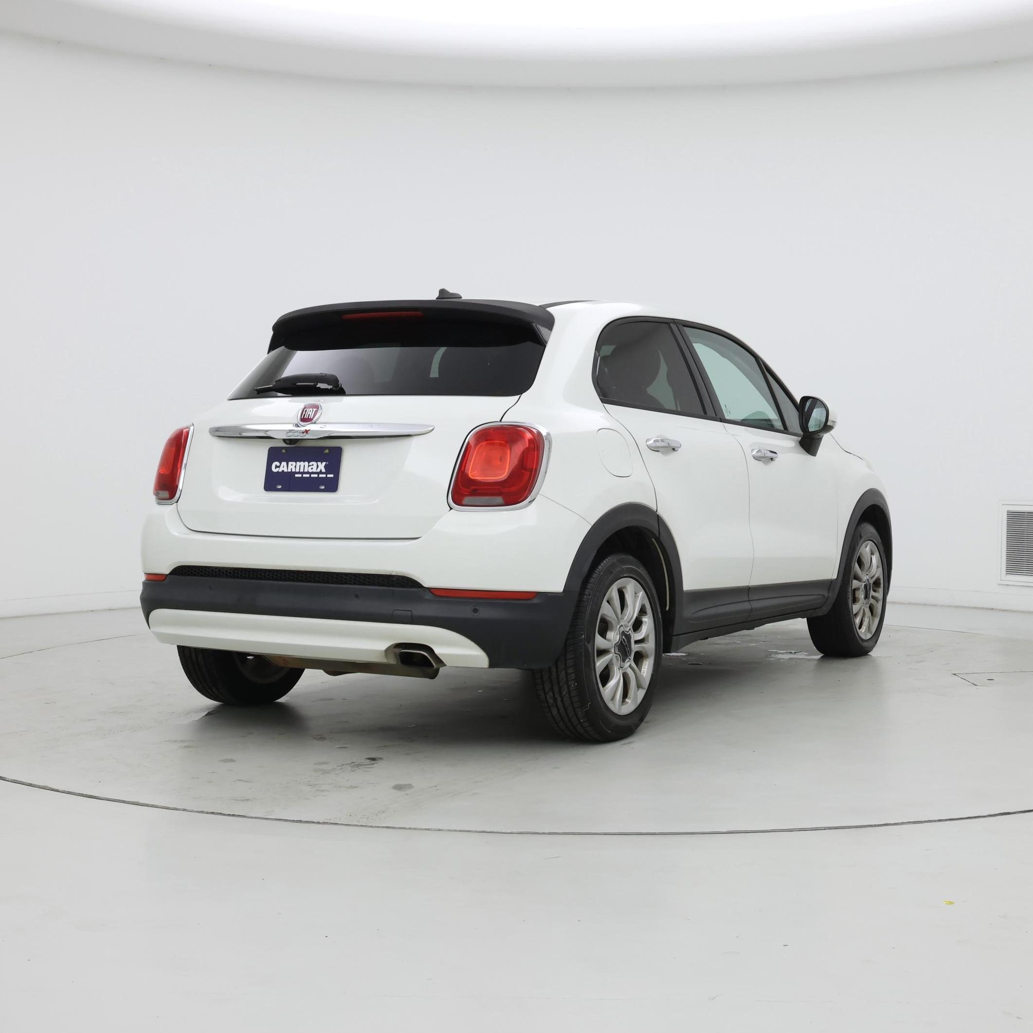 Thumbnail: 2016 Fiat 500X - 8