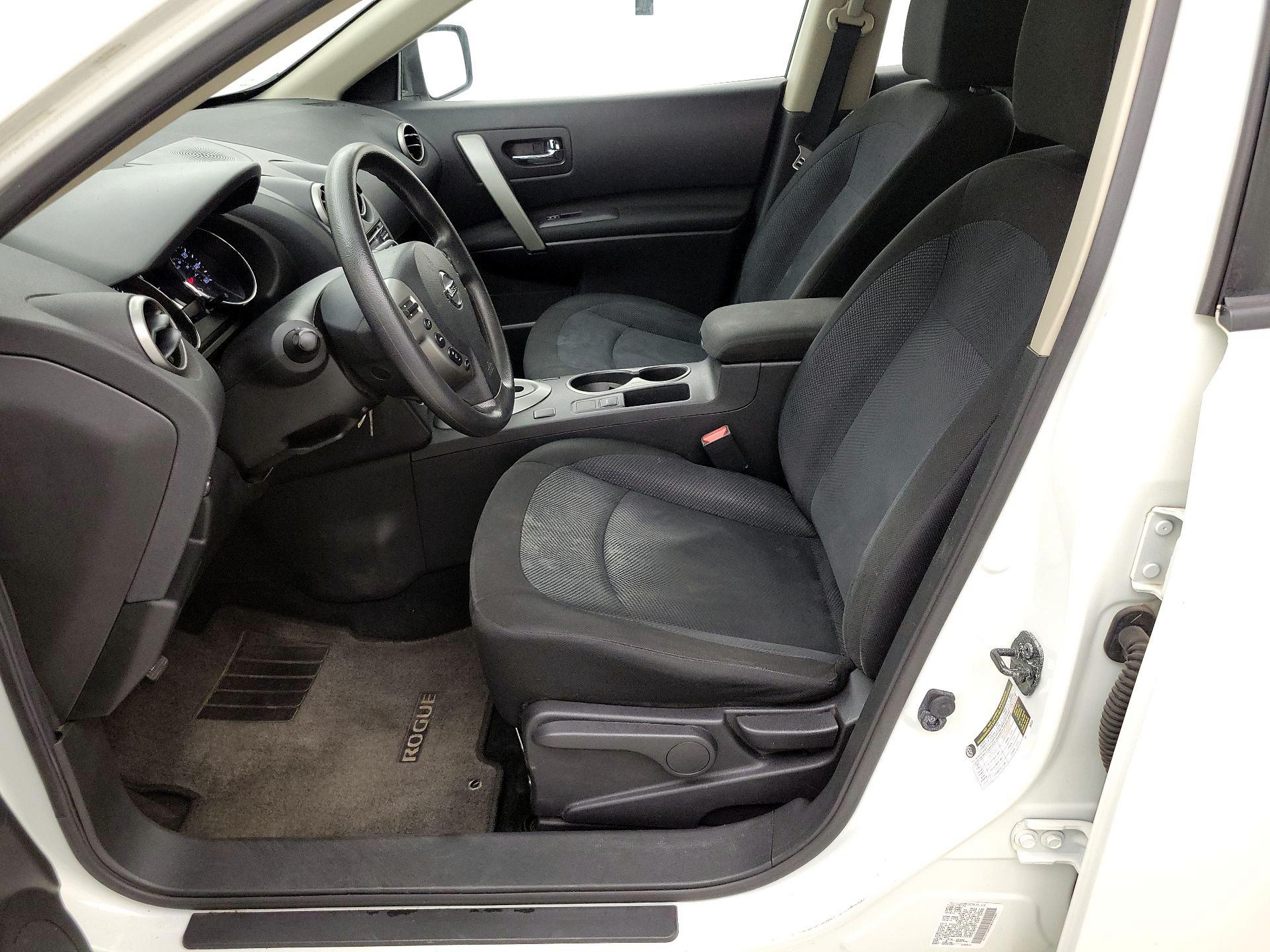 Thumbnail: 2014 Nissan Rogue - 11