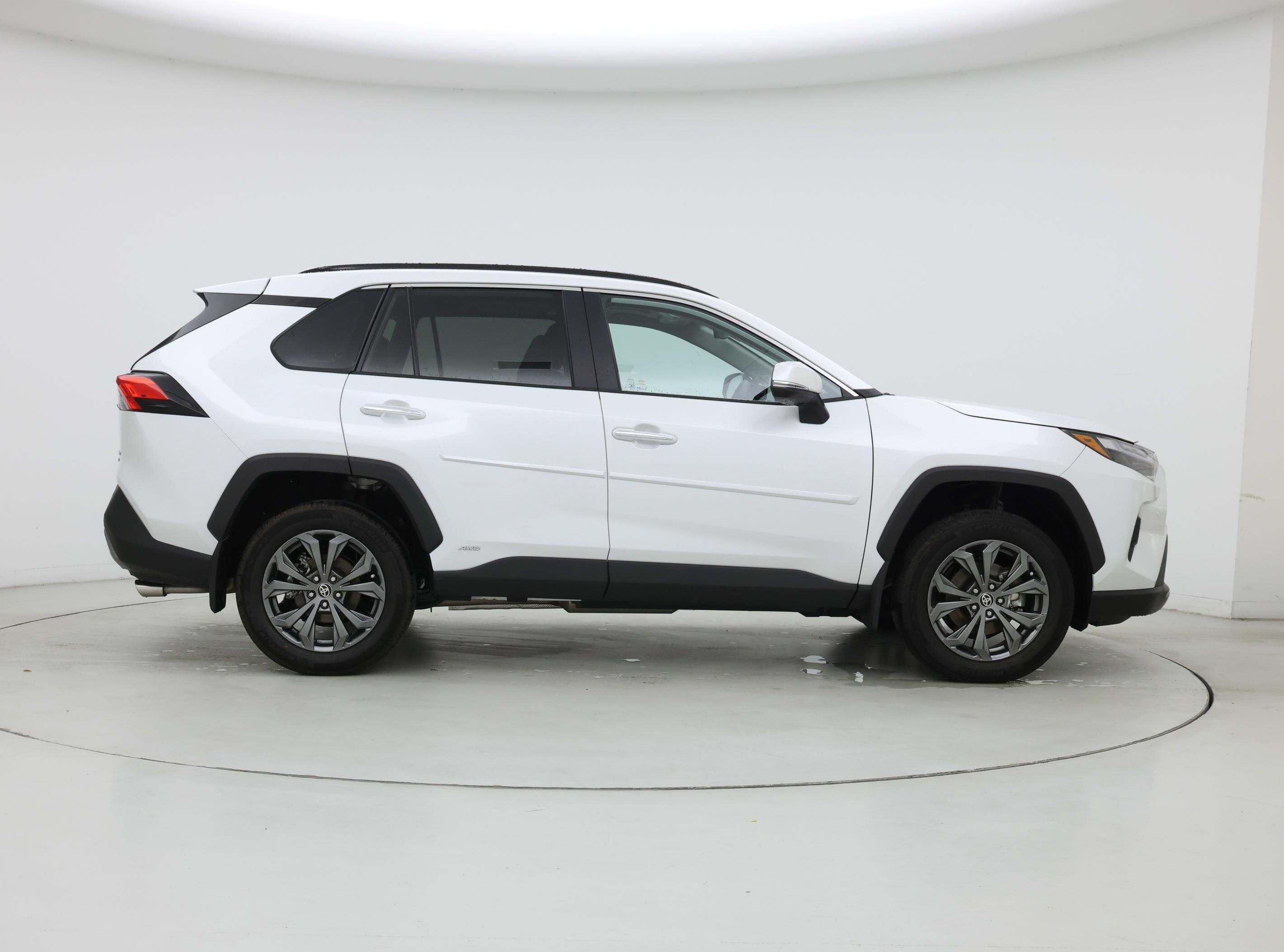Thumbnail: 2025 Toyota RAV4 - 7