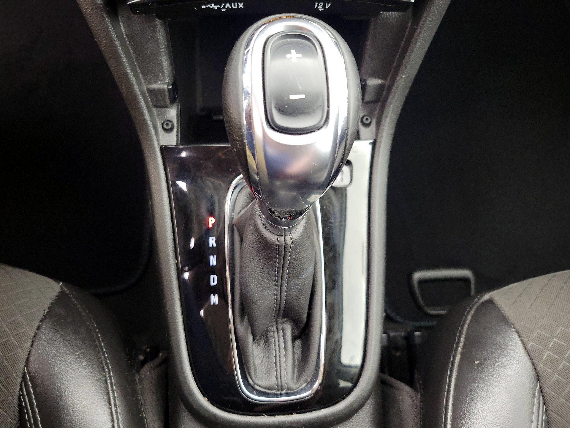 Thumbnail: 2019 Buick Encore - 17