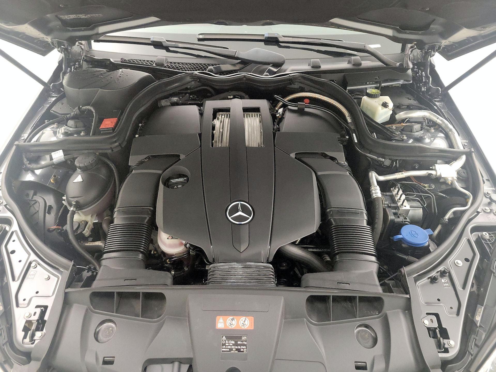 Thumbnail: 2017 Mercedes-Benz E-Class - 19
