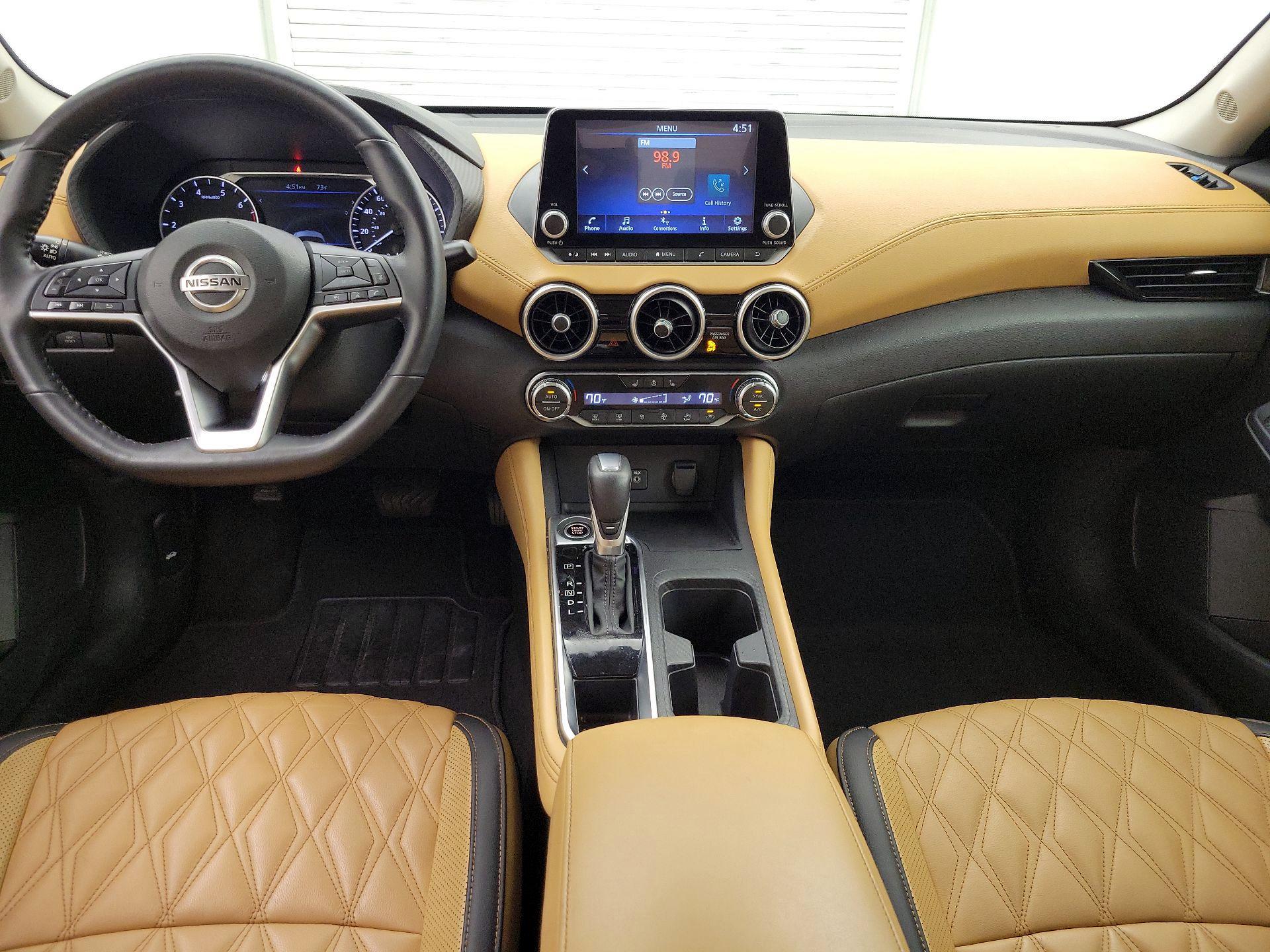 Thumbnail: 2022 Nissan Sentra - 9