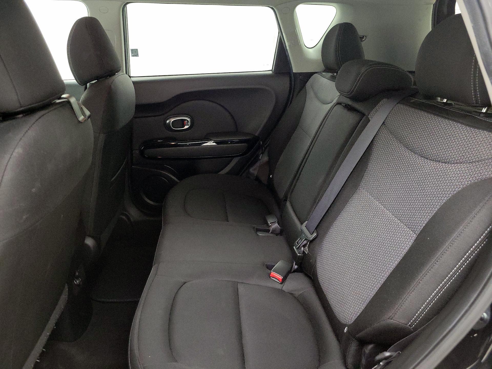Thumbnail: 2018 Kia Soul - 20