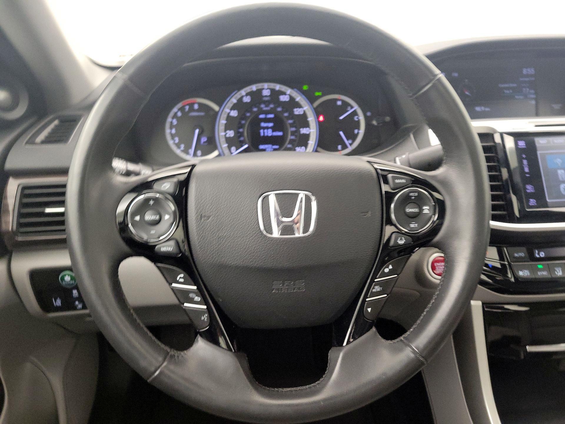 Thumbnail: 2017 Honda Accord - 10