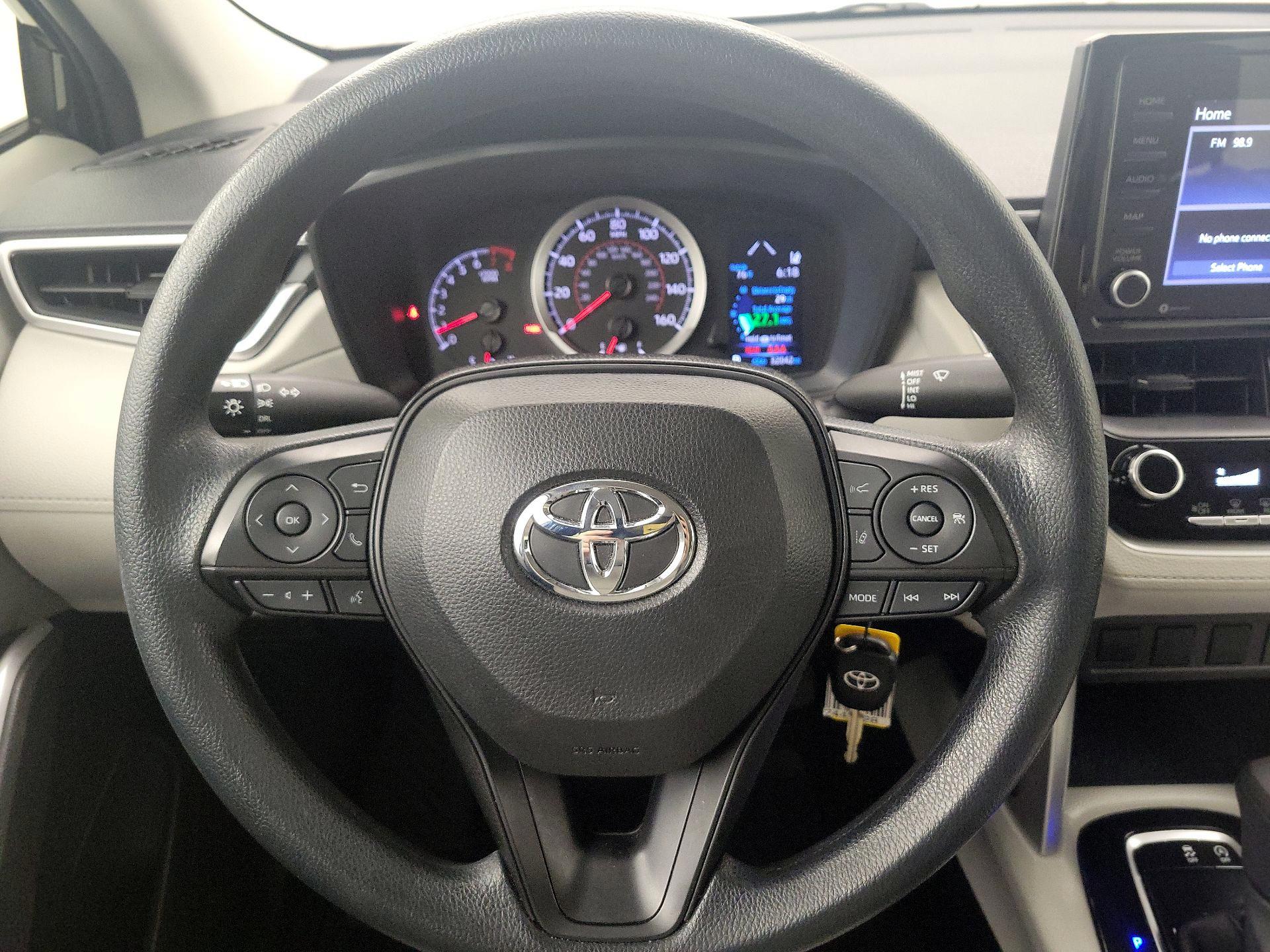 Thumbnail: 2022 Toyota Corolla Cross - 10