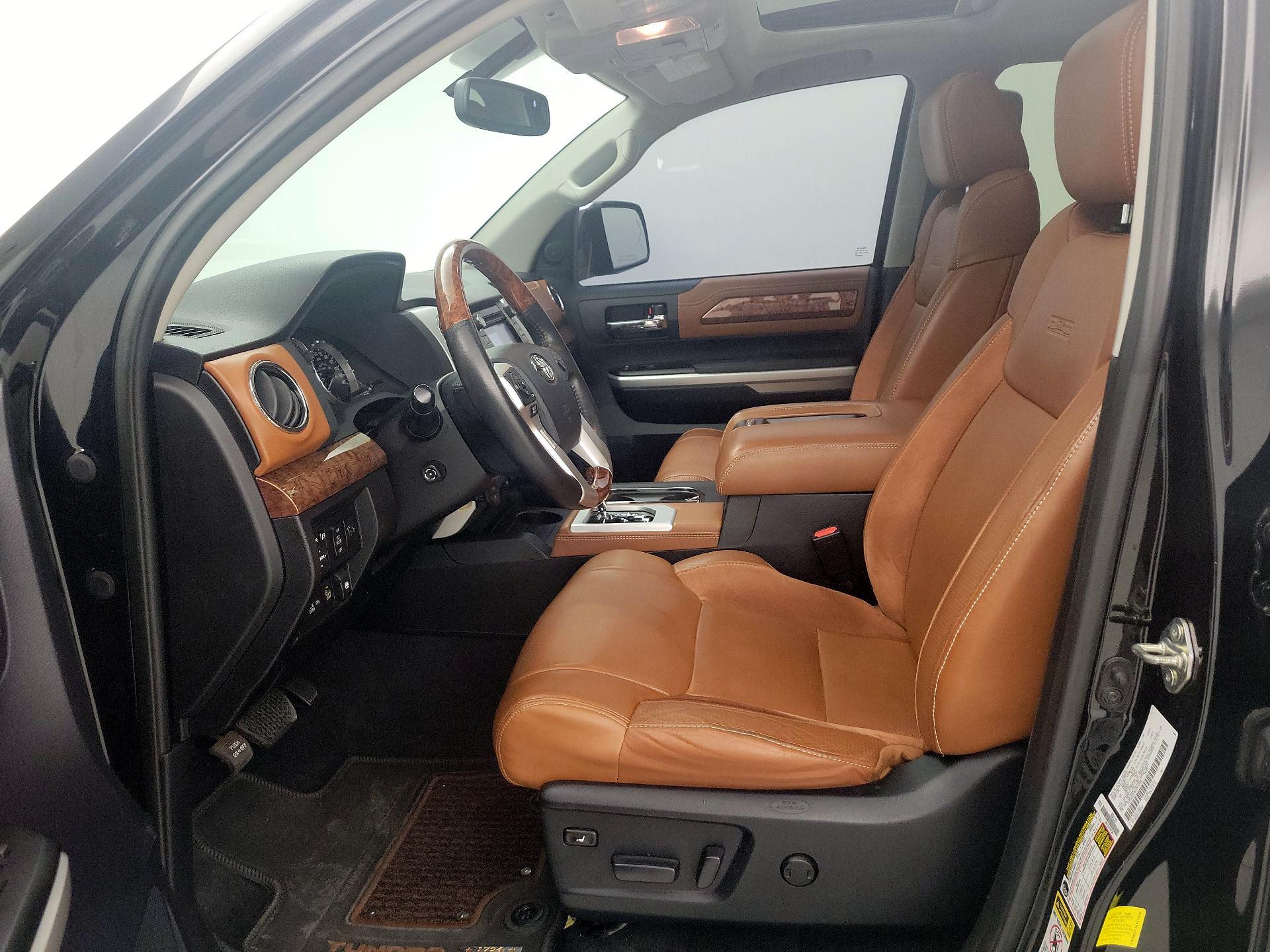 Thumbnail: 2016 Toyota Tundra - 11