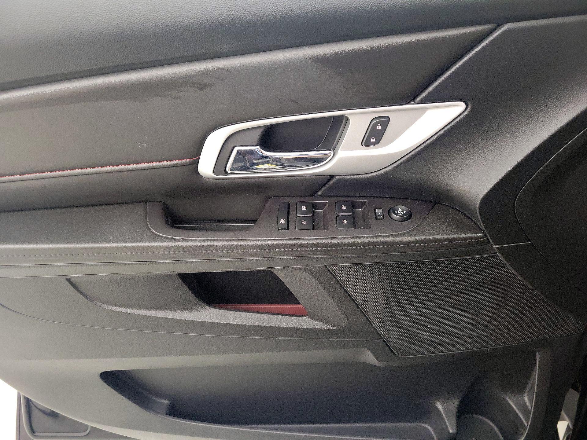 Thumbnail: 2017 GMC Terrain - 12