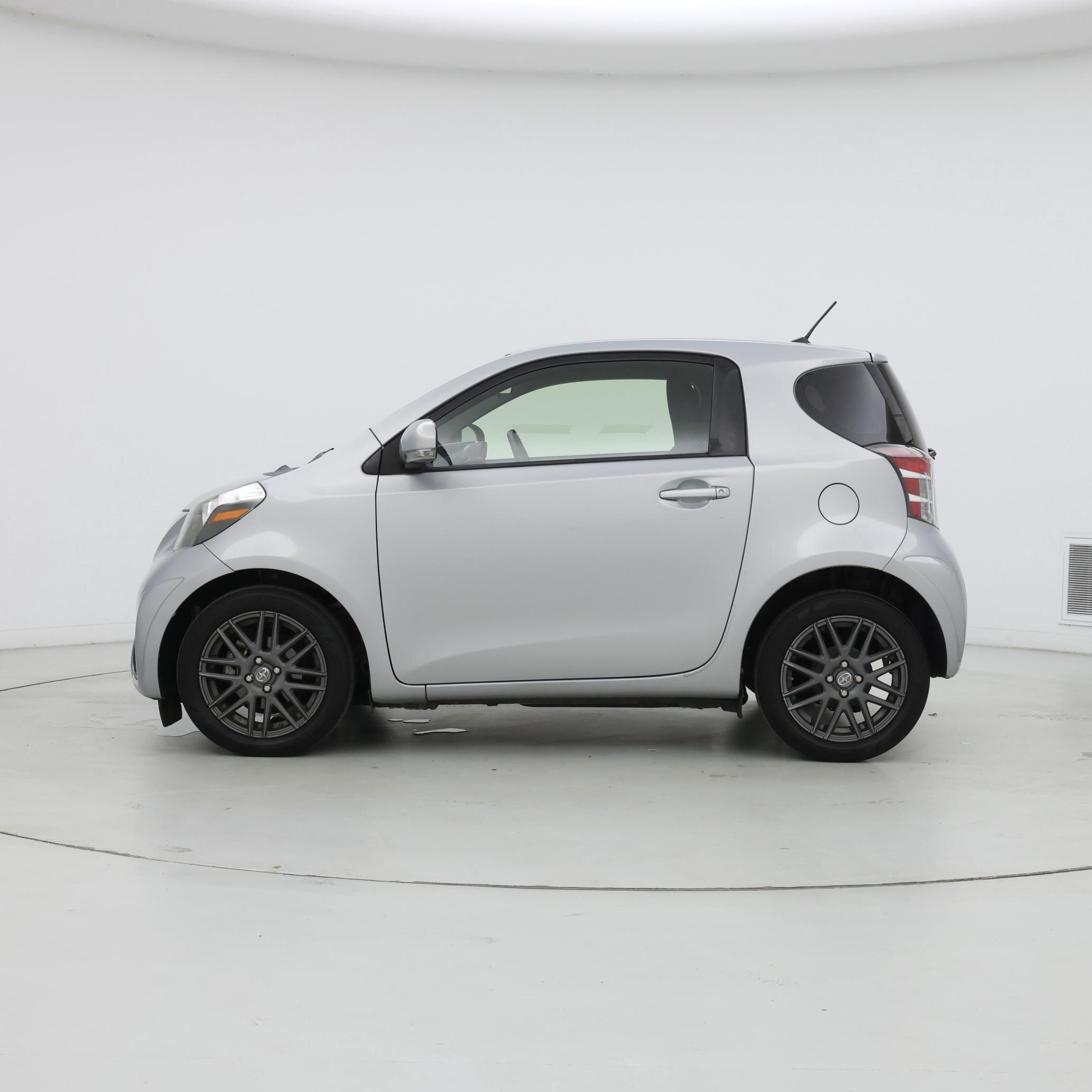 Thumbnail: 2014 Scion iQ - 3