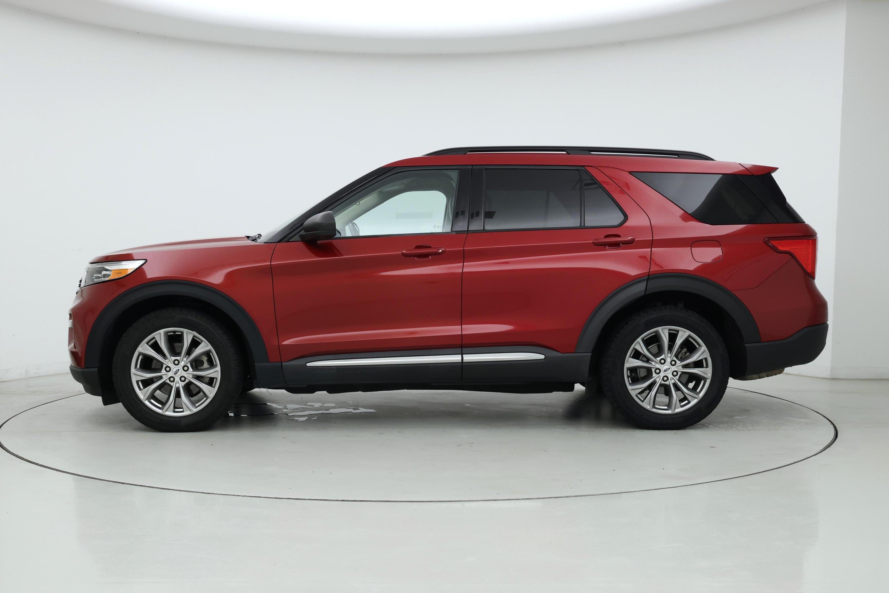 Thumbnail: 2020 Ford Explorer - 3