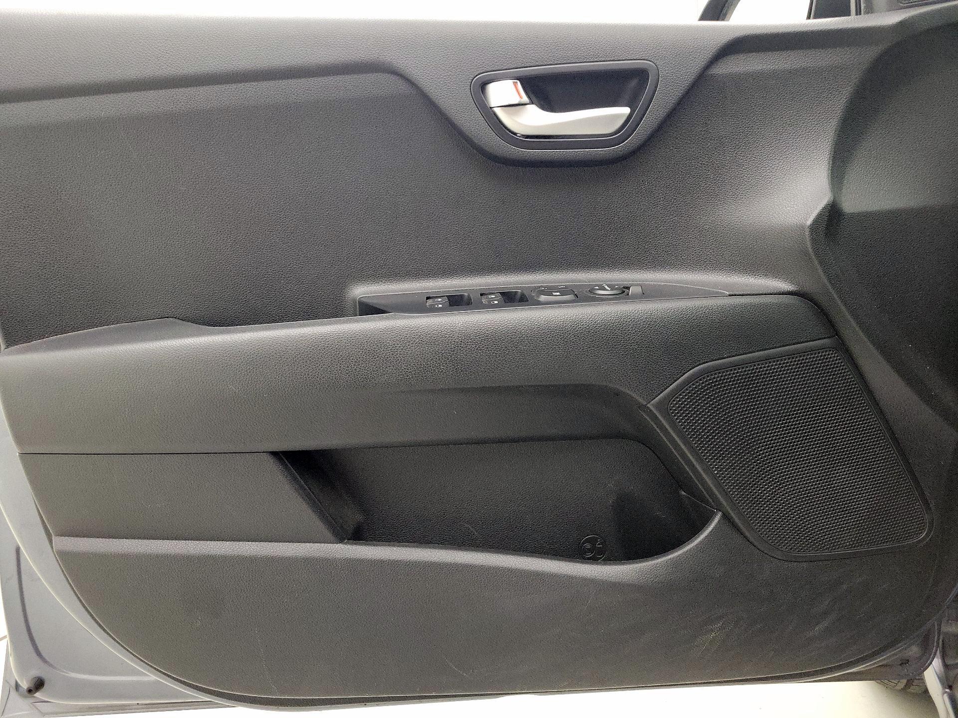 Thumbnail: 2020 Kia Rio - 12