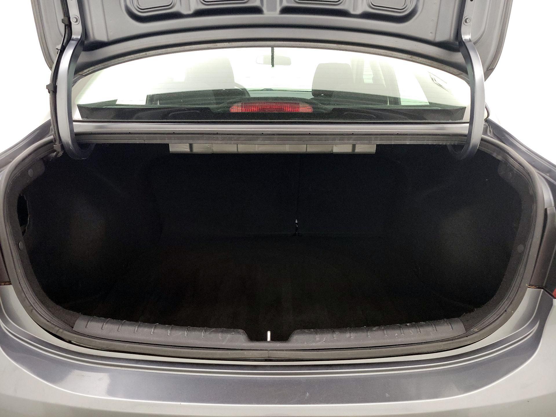 Thumbnail: 2020 Kia Rio - 20