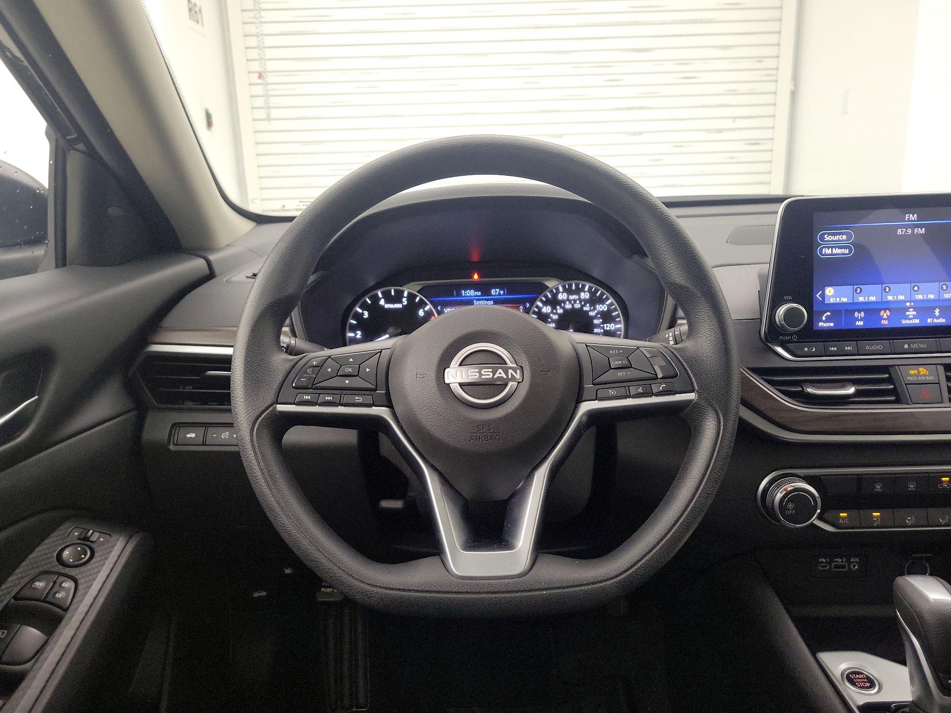 Thumbnail: 2024 Nissan Altima - 10