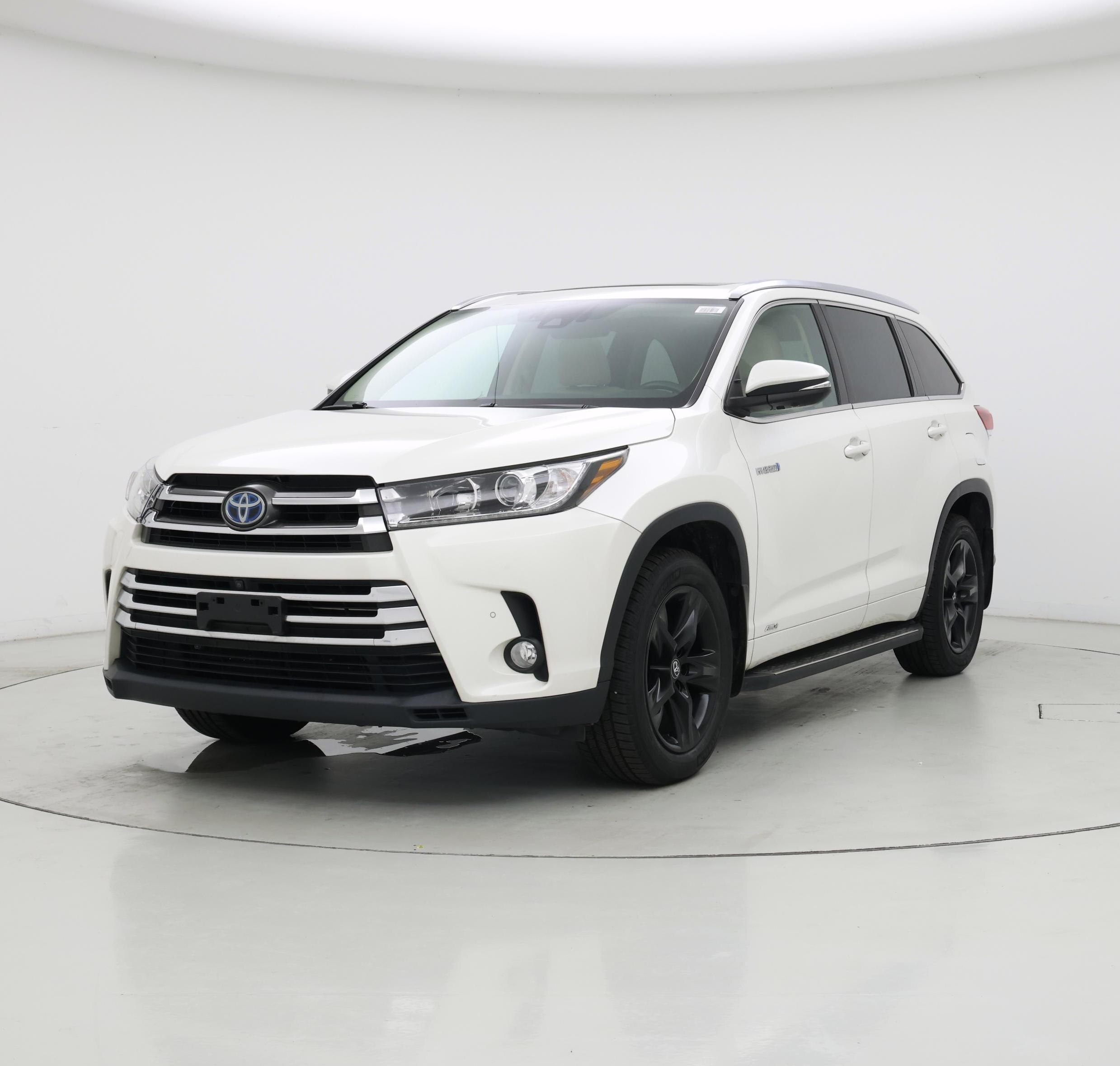 Thumbnail: 2017 Toyota Highlander - 4