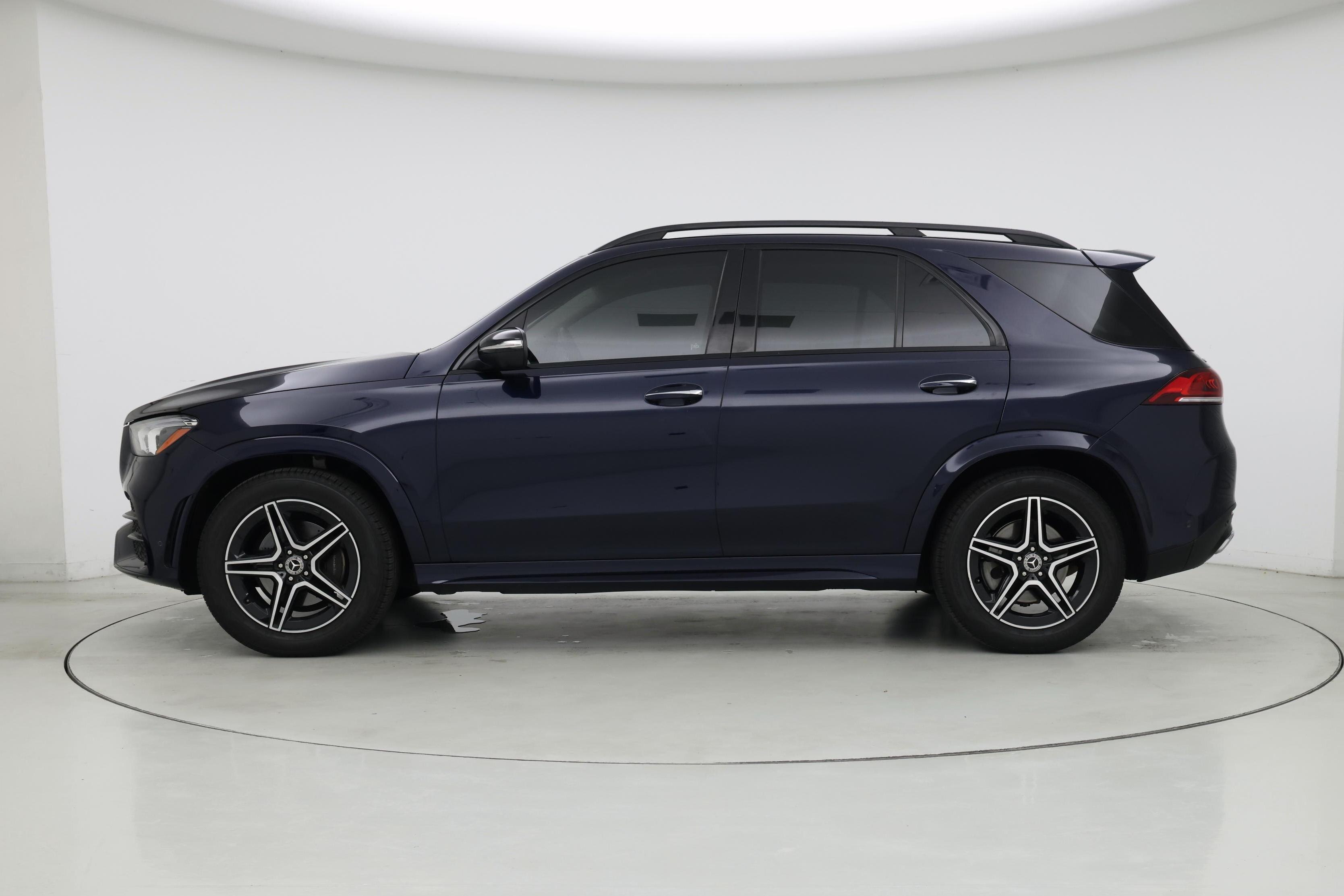 Thumbnail: 2020 Mercedes-Benz GLE - 3