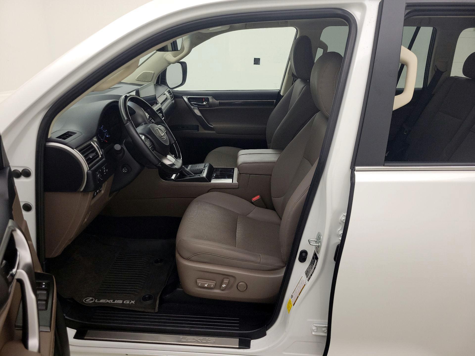 Thumbnail: 2023 Lexus GX - 11