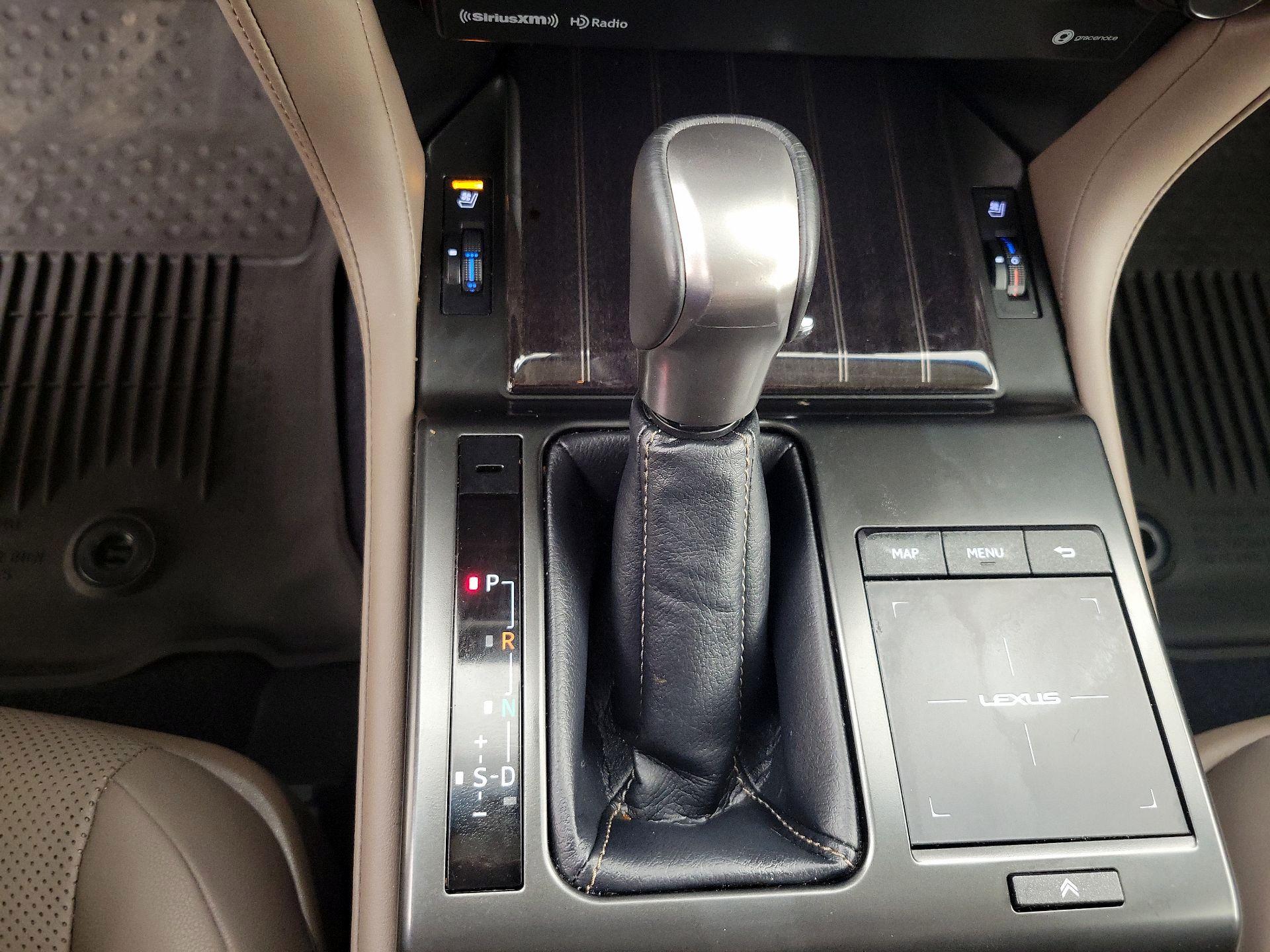 Thumbnail: 2023 Lexus GX - 18