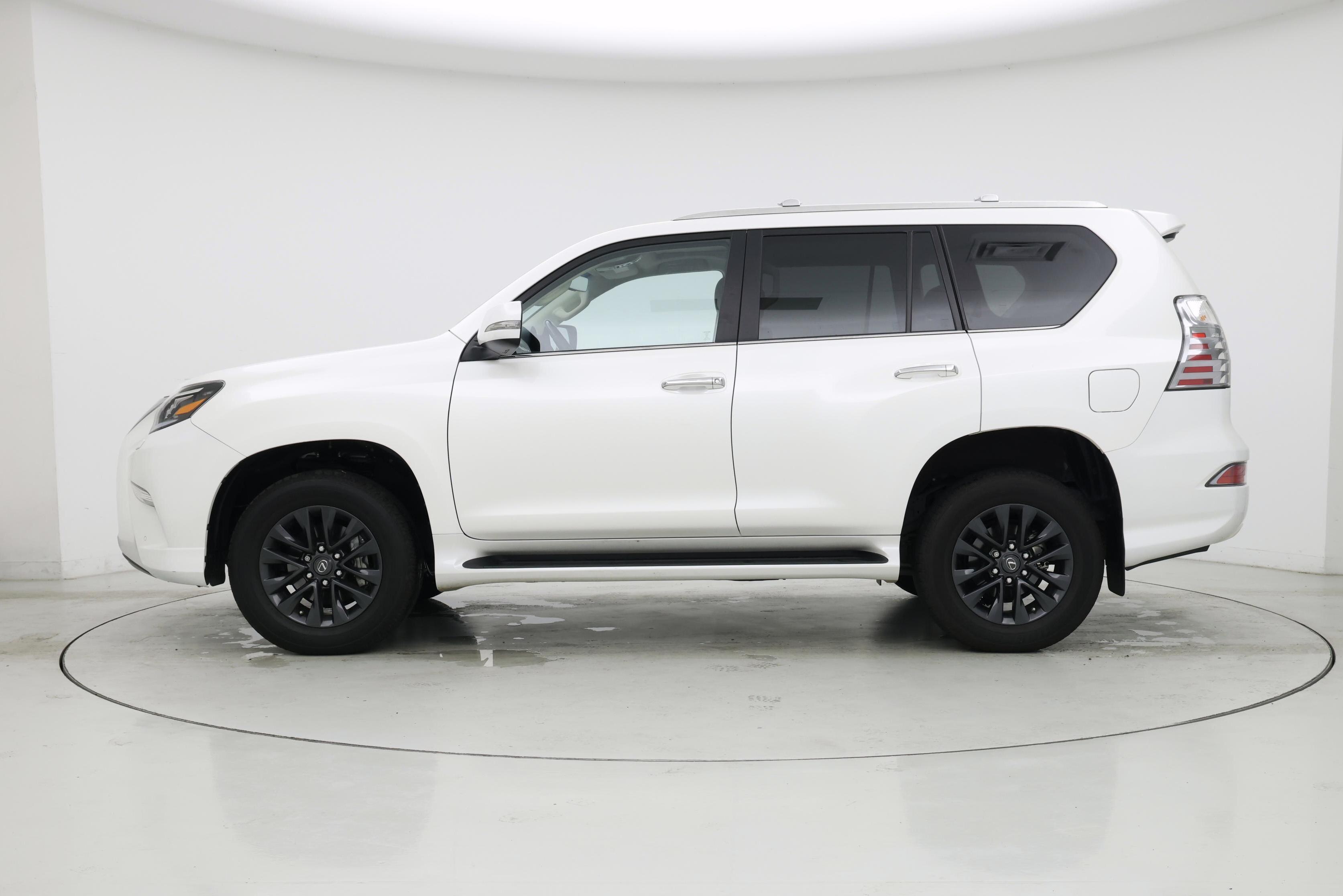 Thumbnail: 2023 Lexus GX - 3